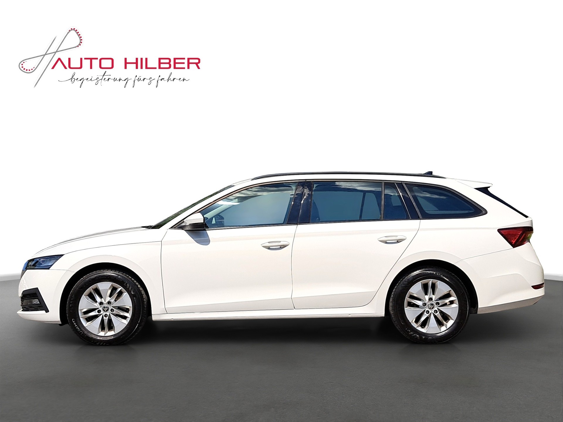 SKODA Octavia Combi 2.0 TDI DSG Ambition 4x4-image-2