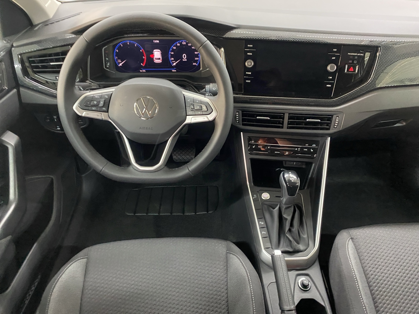 VW Polo 1.0 TSI Life DSG-image-8
