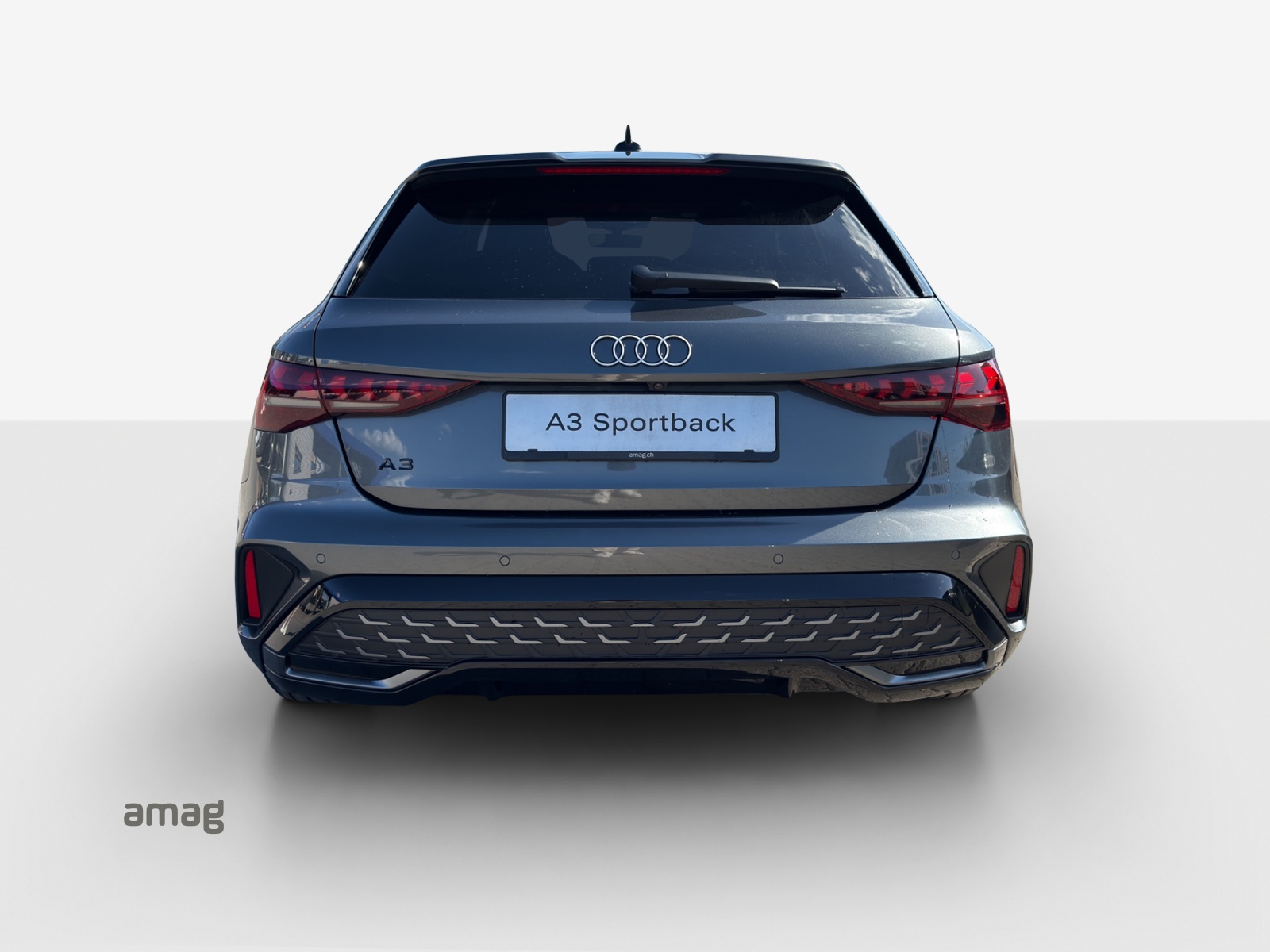 AUDI A3 Sportback TFSI 110 kW S line Attraction S tronic-showroom-element-3