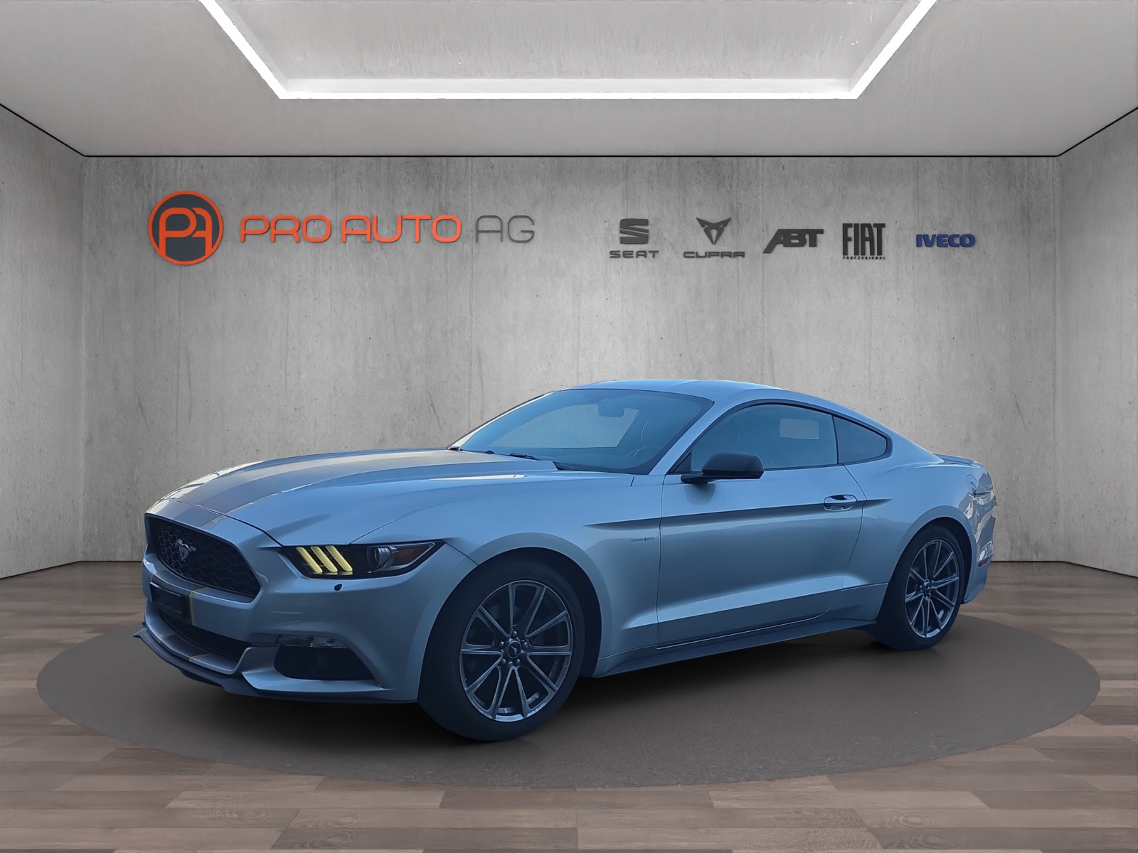 FORD Mustang Fastback 2.3 Automat-image-0