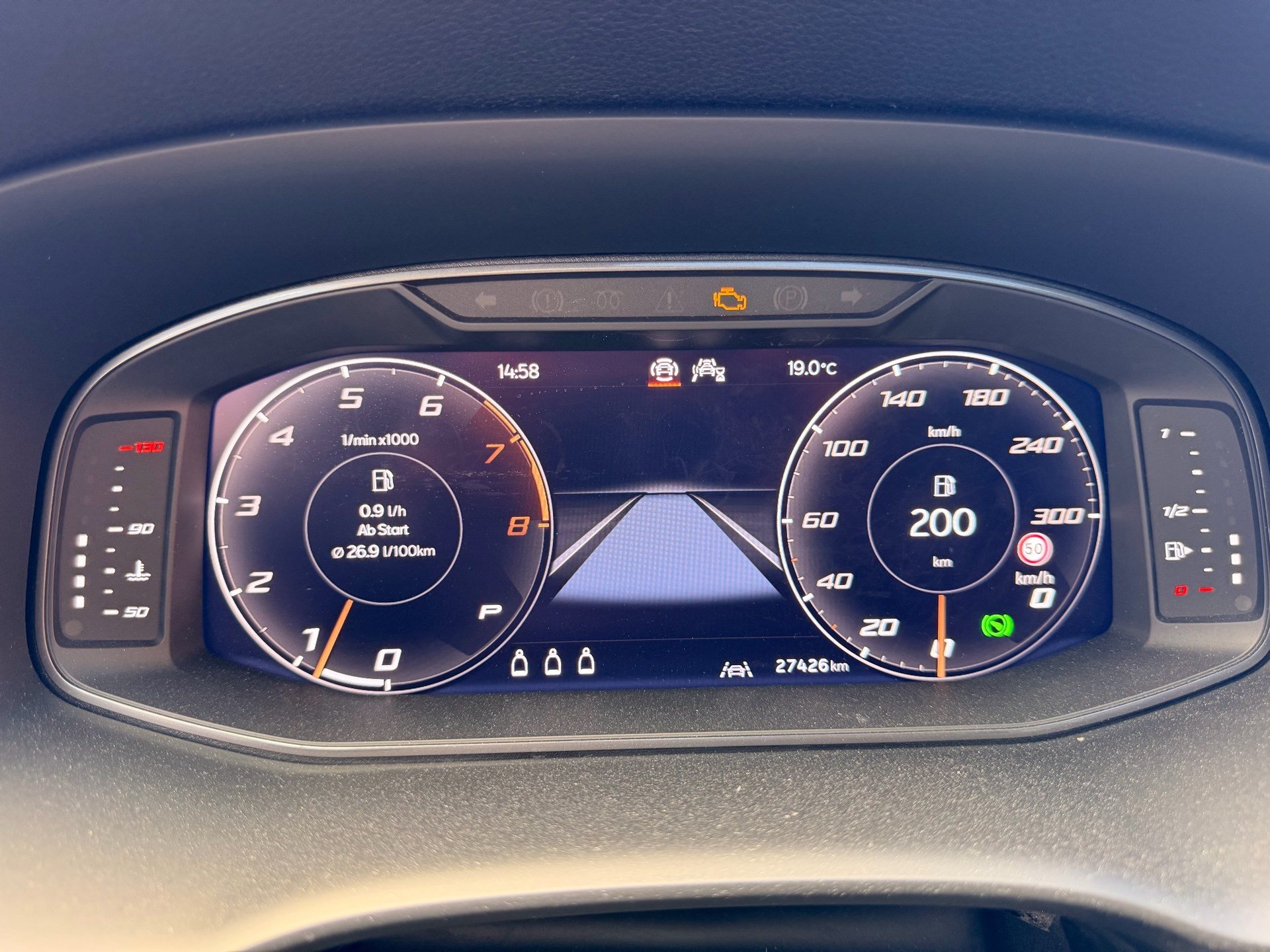 CUPRA Ateca VZ 4Drive *** PANORAMADACH & ANHÄNGERKUPPLUNG ***-image-9
