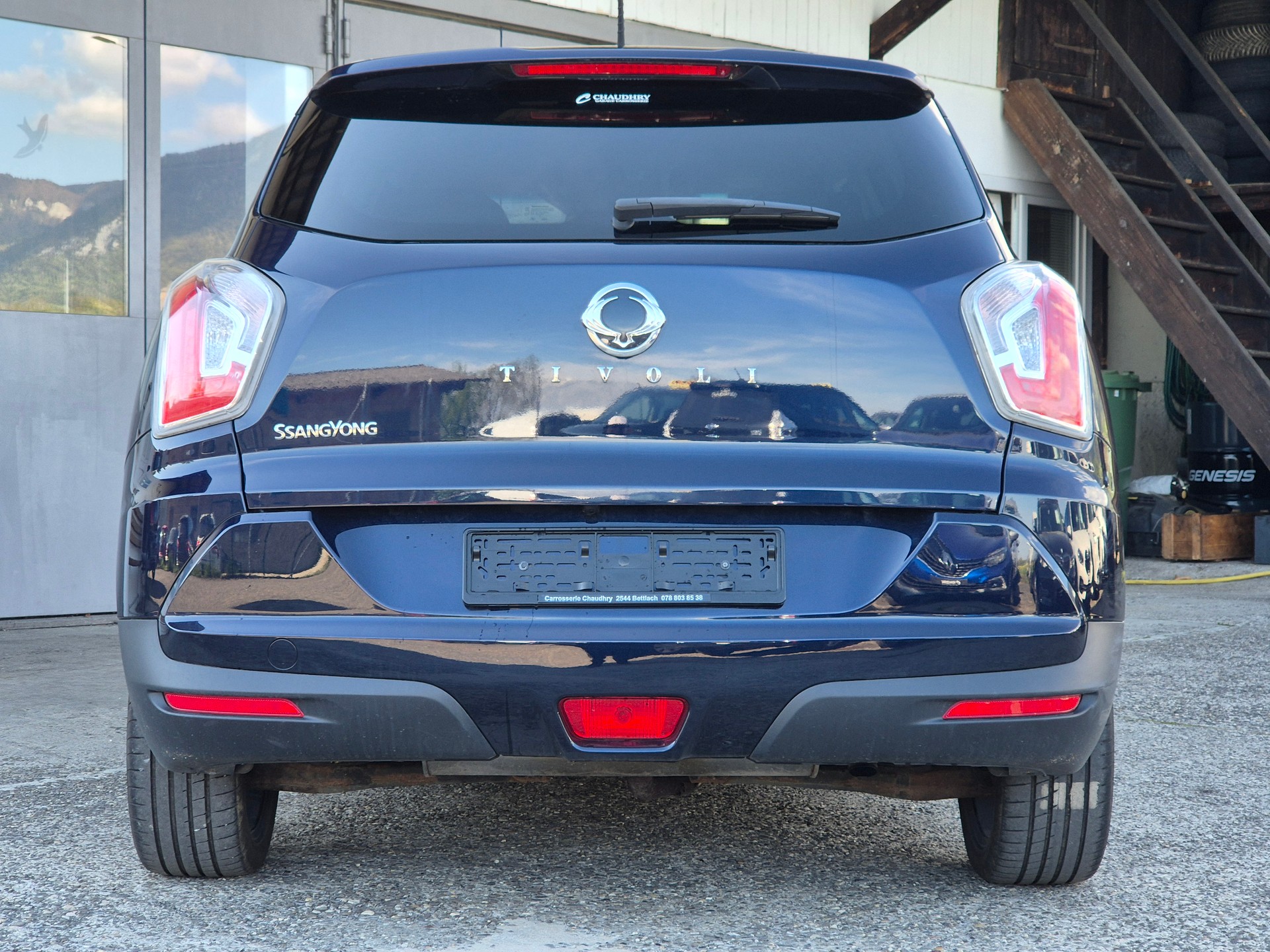 KGM-SsangYong Tivoli 1.6 e-XGi Sapphire 4WD Automatic-image-6