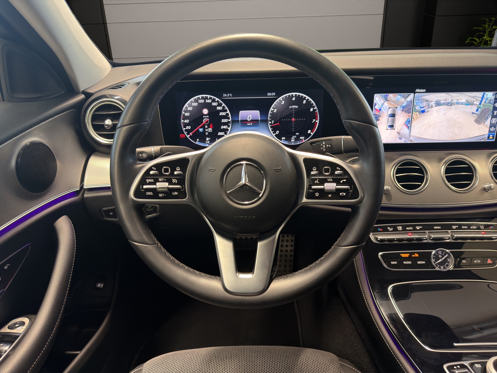 MERCEDES-BENZ E 200 Avantgarde 4Matic-image-8