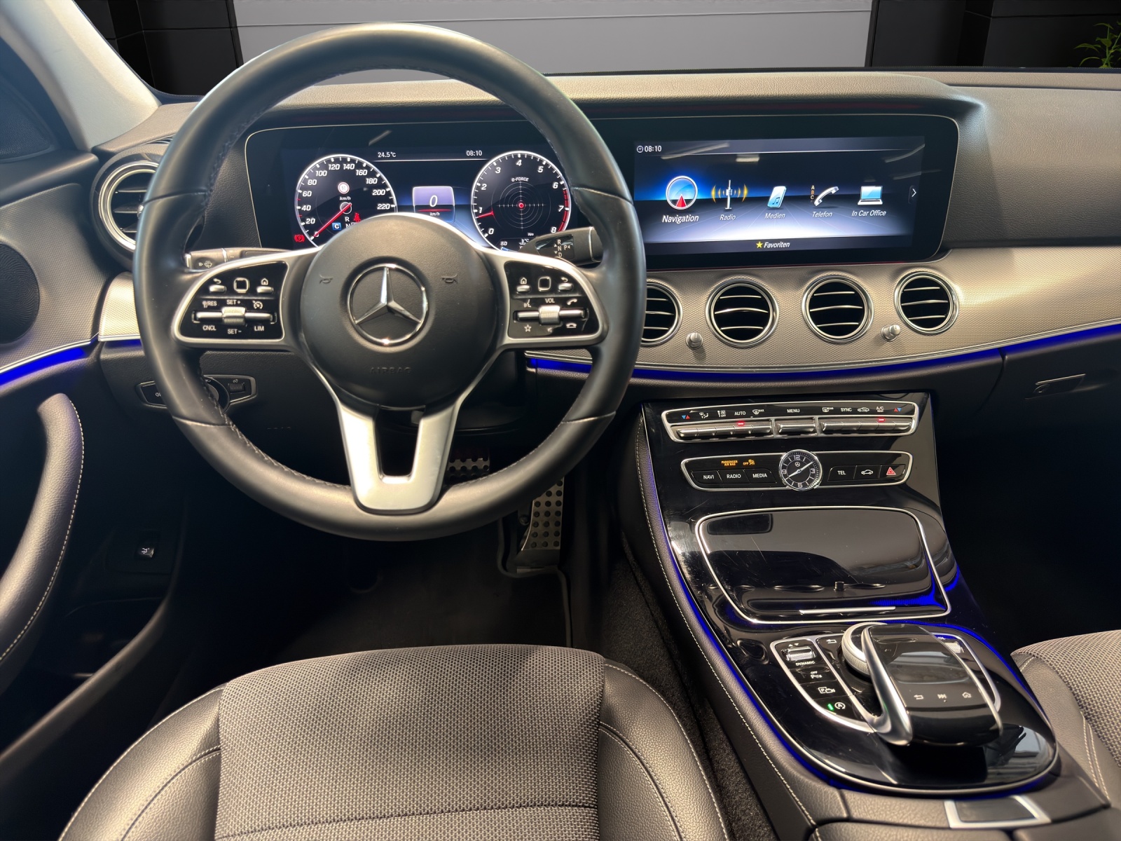 Image MERCEDES-BENZ E-200 E 200 Avantgarde 4Matic