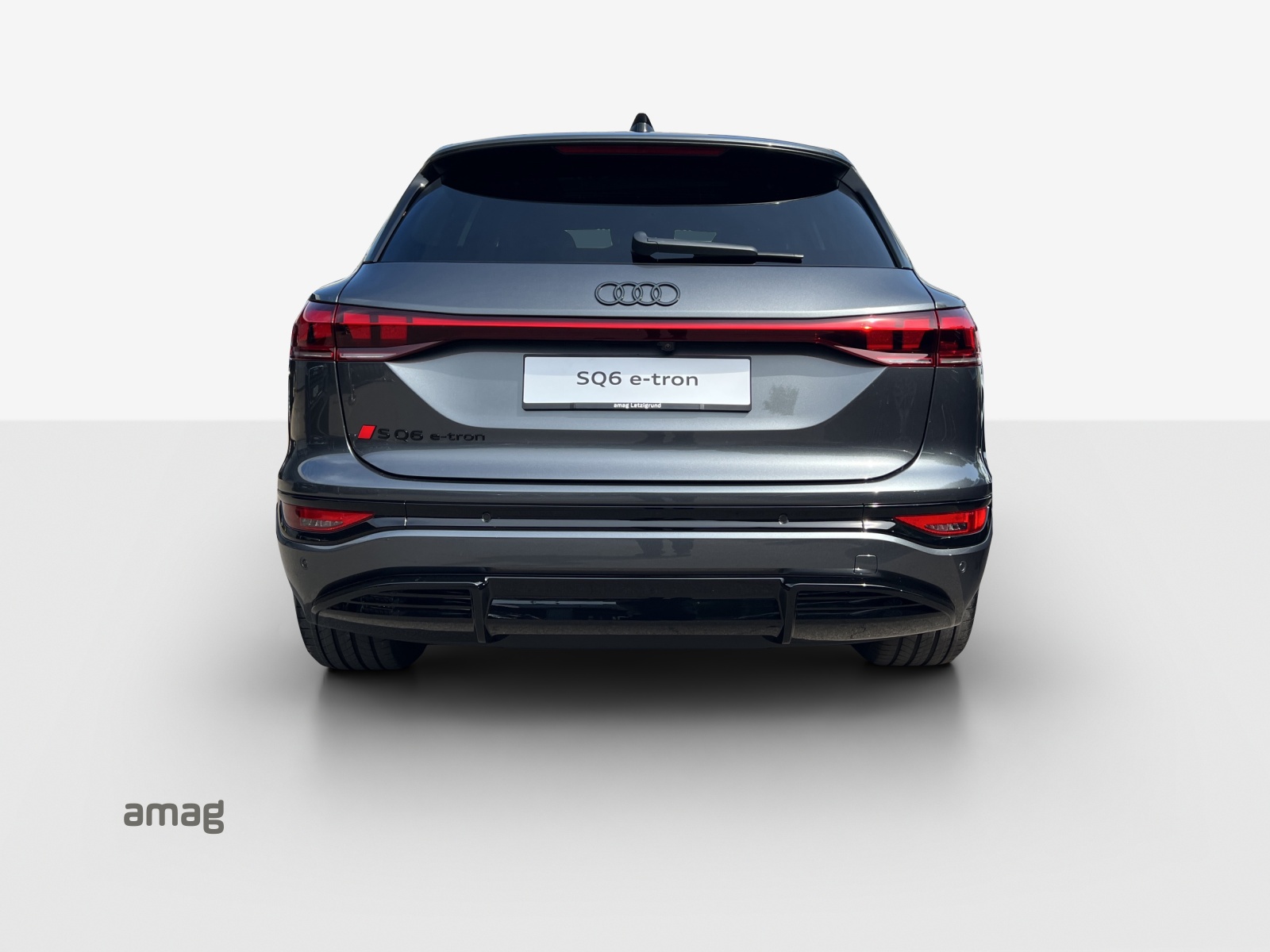 AUDI SQ6 e-tron quattro-image-3