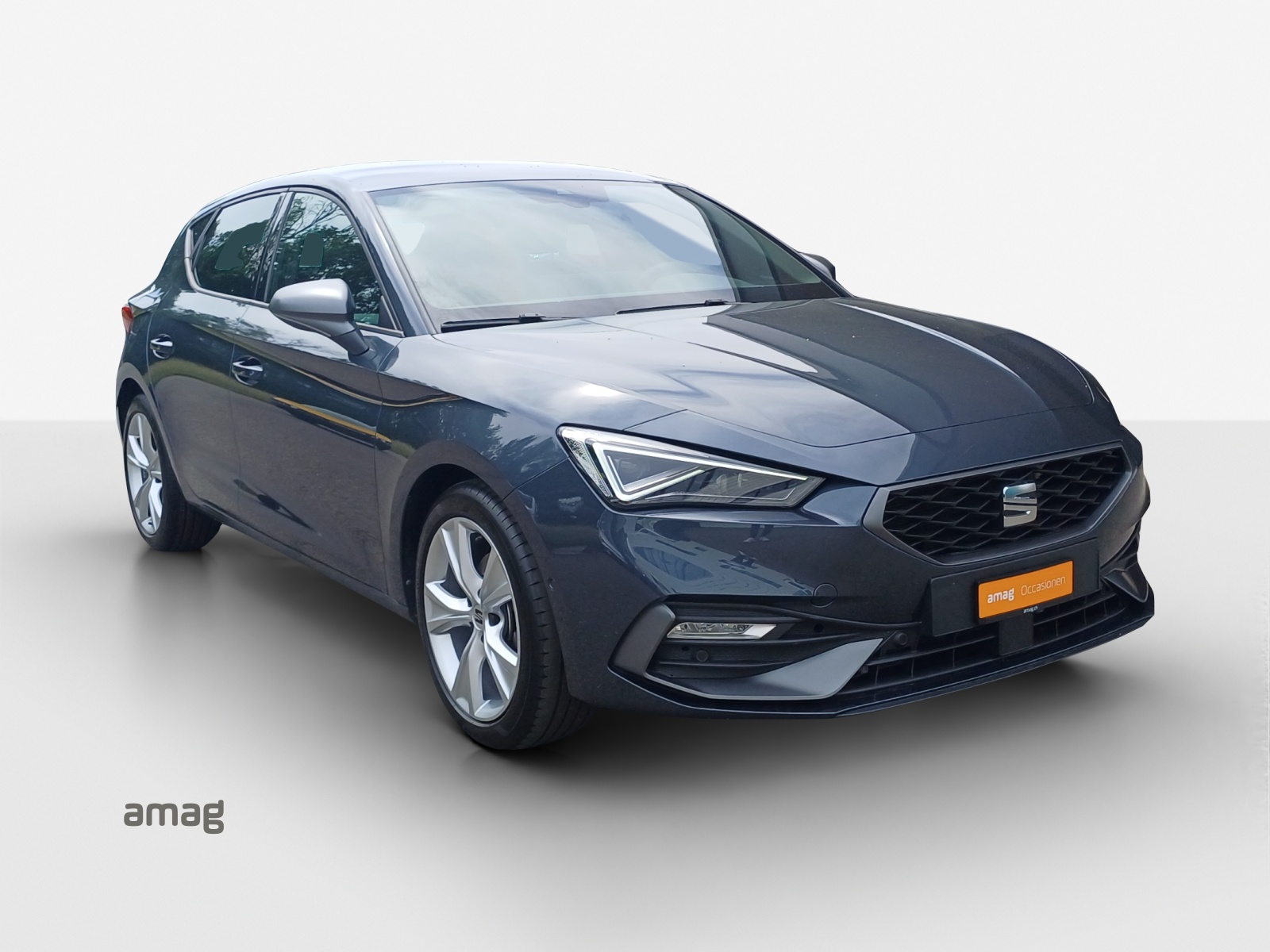 SEAT Leon 1.5 eTSI mHEV DSG FR-image-5