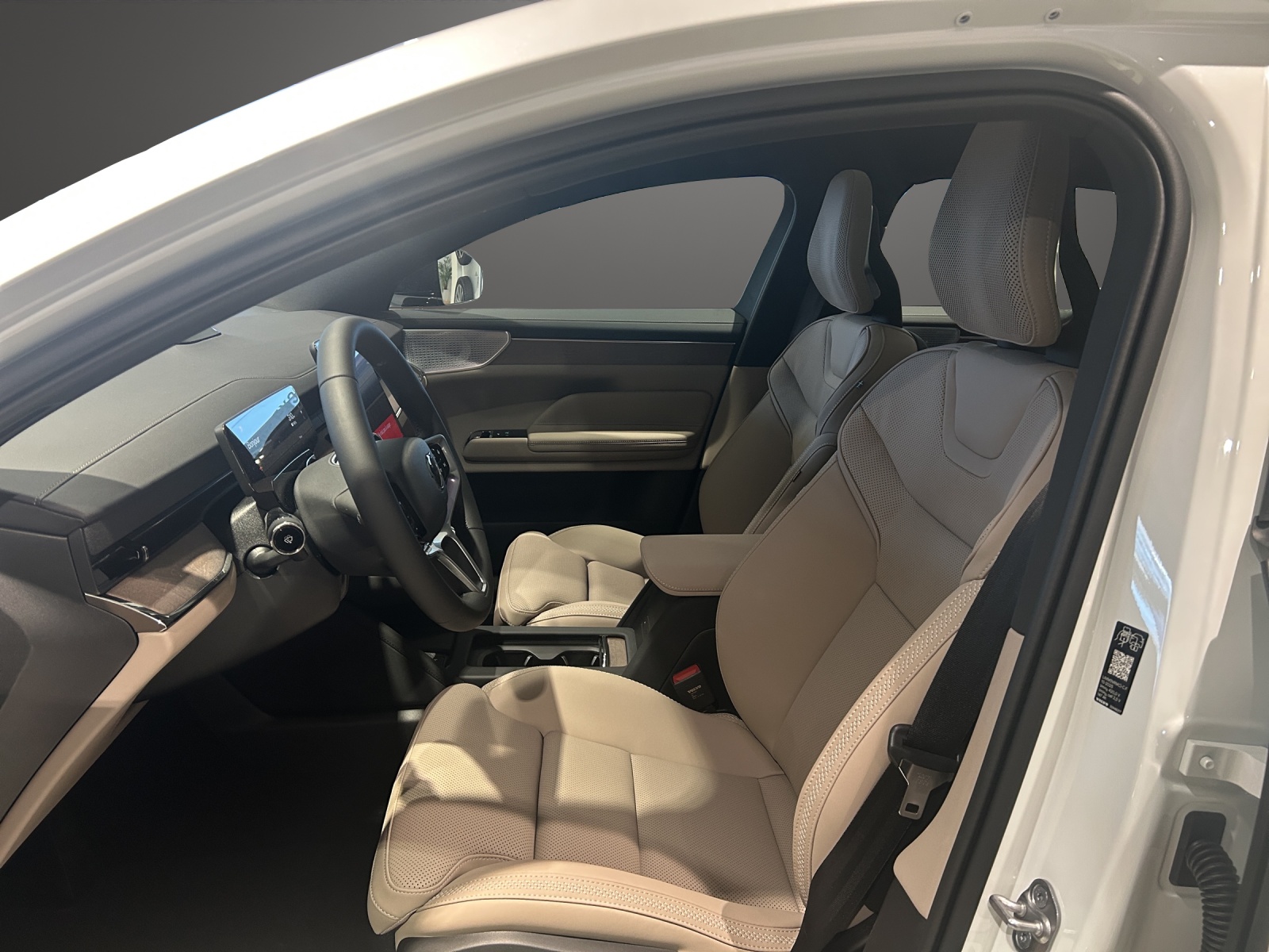 VOLVO ES90 Single 88 kWh Ultra-image-8