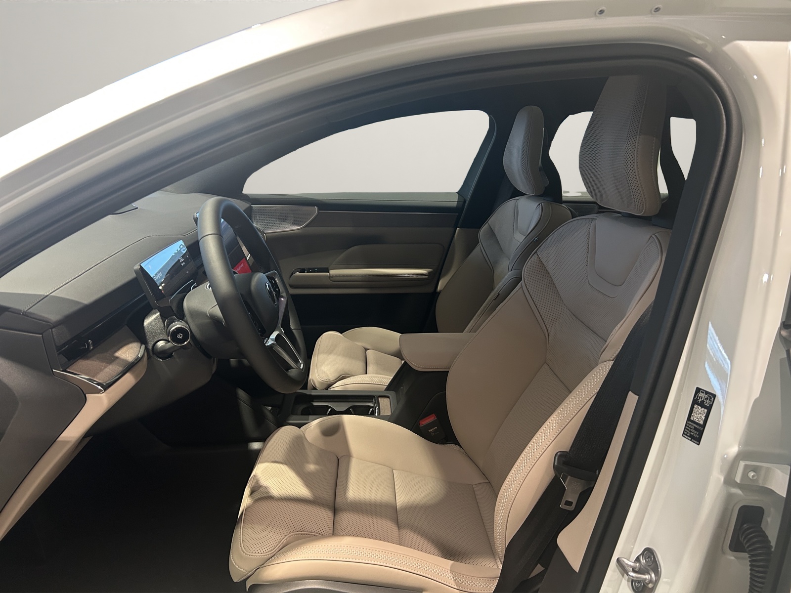 VOLVO ES90 Single 88 kWh Ultra-image-7