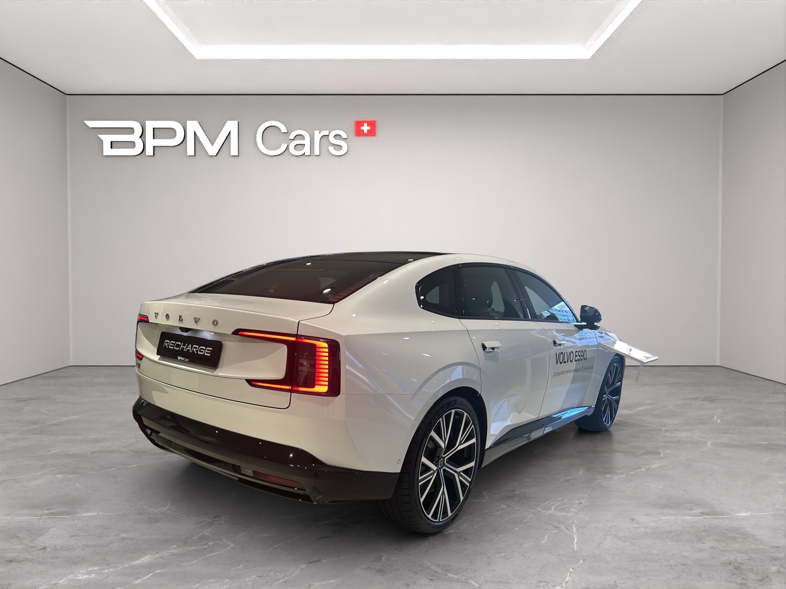 VOLVO ES90 Single 88 kWh Ultra-image-4