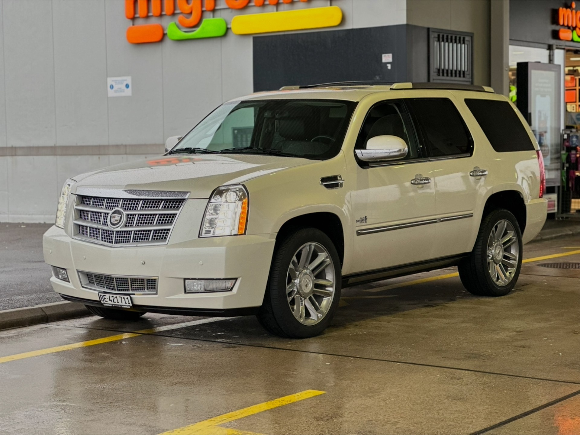 CADILLAC Platinum-image-12