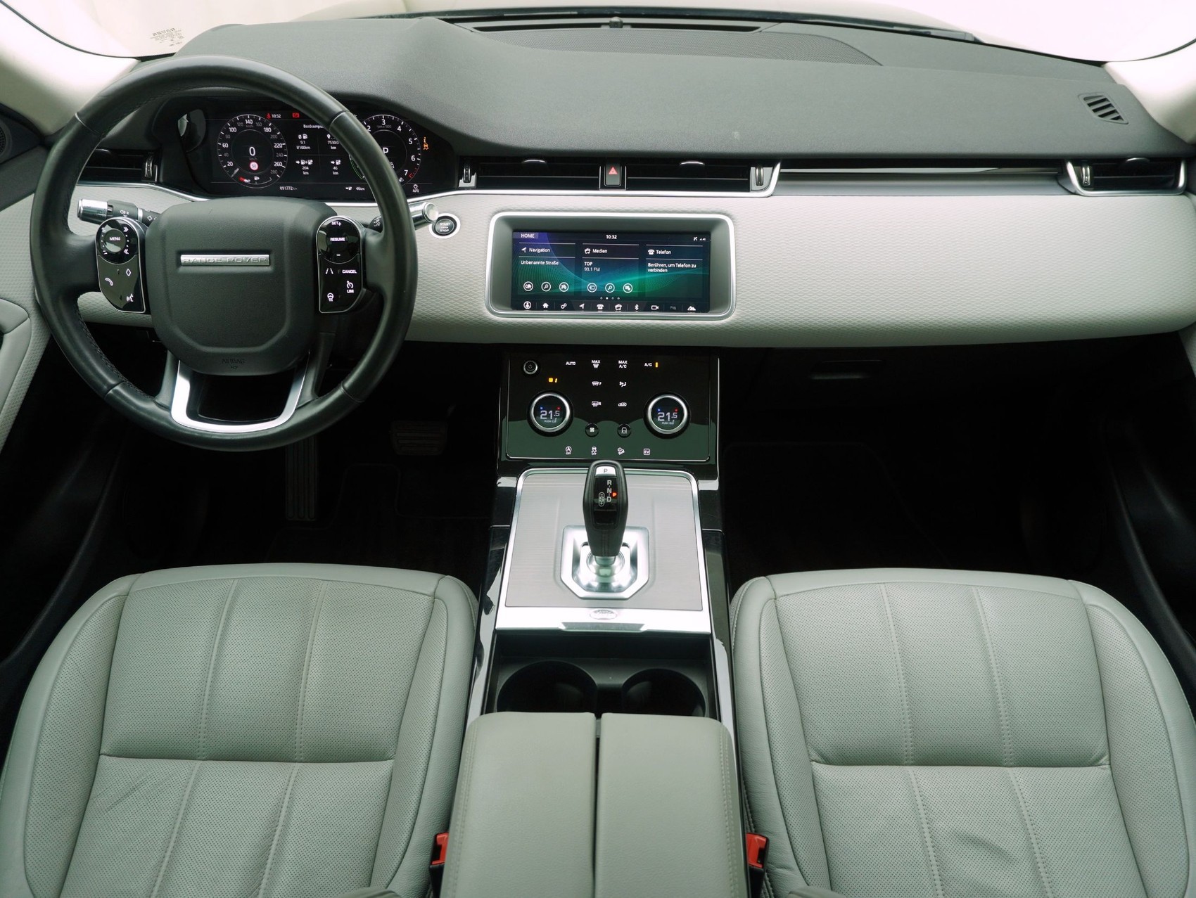 LAND ROVER Range Rover Evoque 1.5 T 300e S AWD-image-14