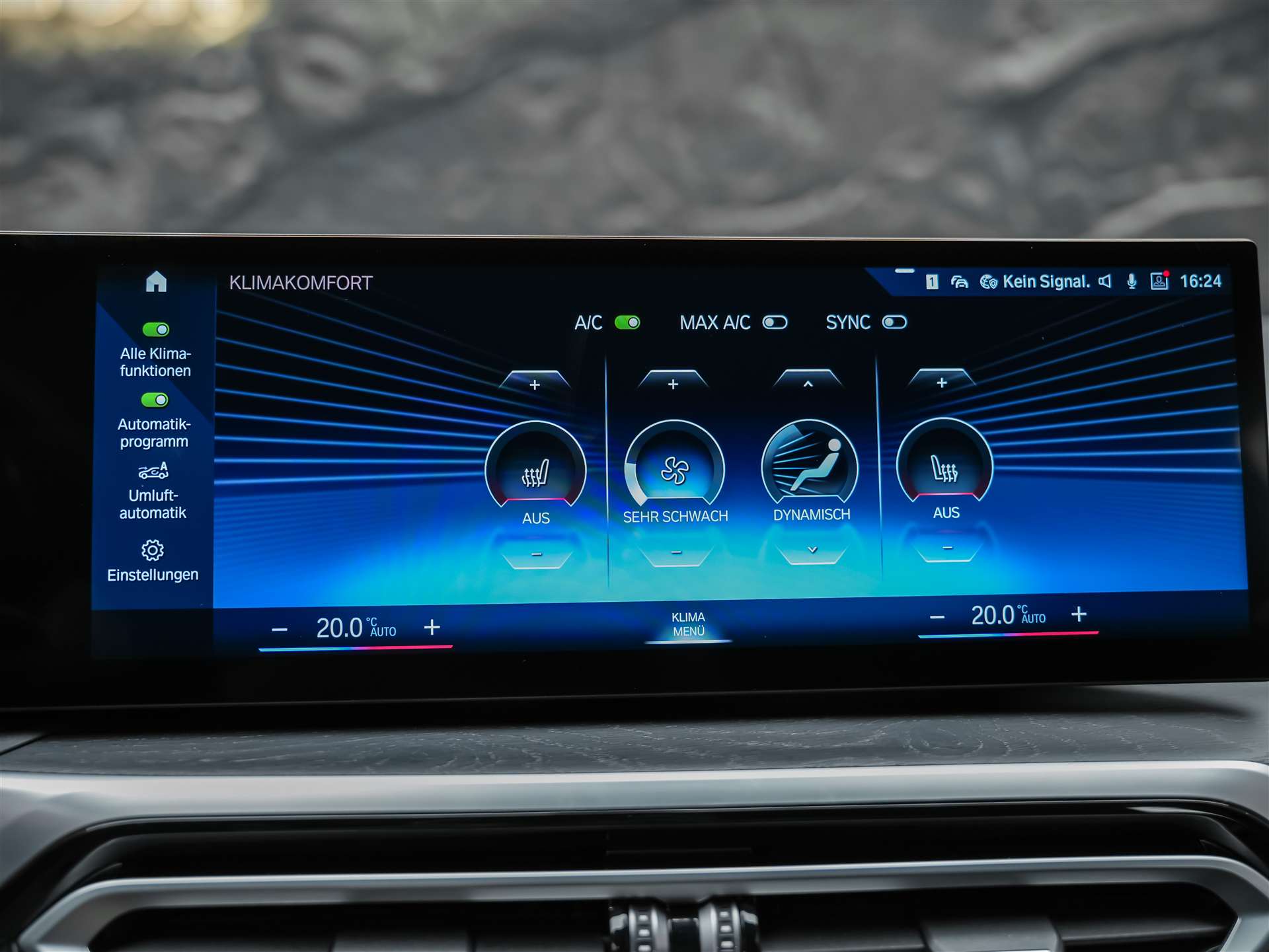 BMW 330i xDrive Steptronic M Sport *360° Kamera*Head Up Display*Abstandsregler*-image-32