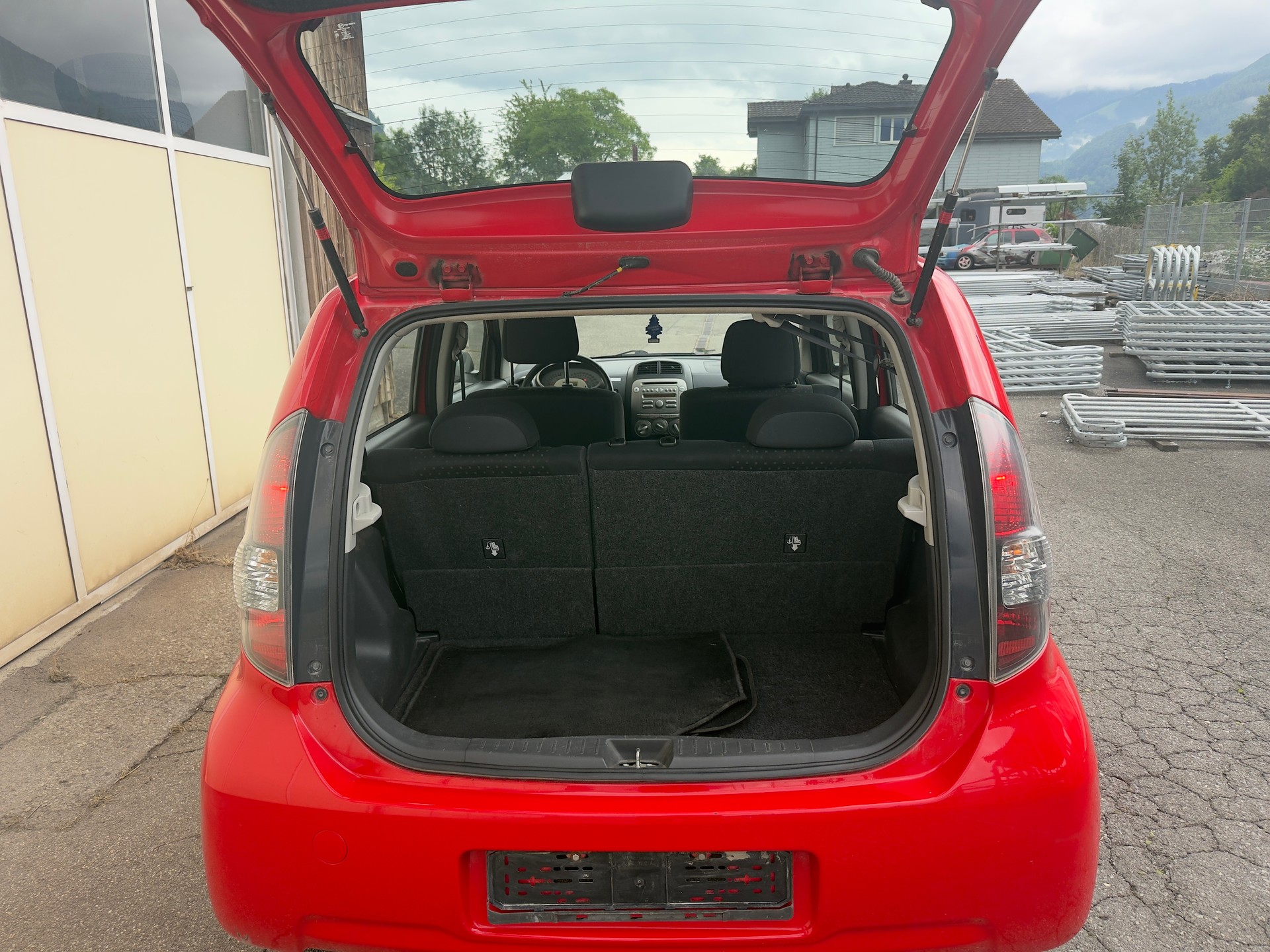 DAIHATSU Sirion 1.3 S eco-4WD-image-6
