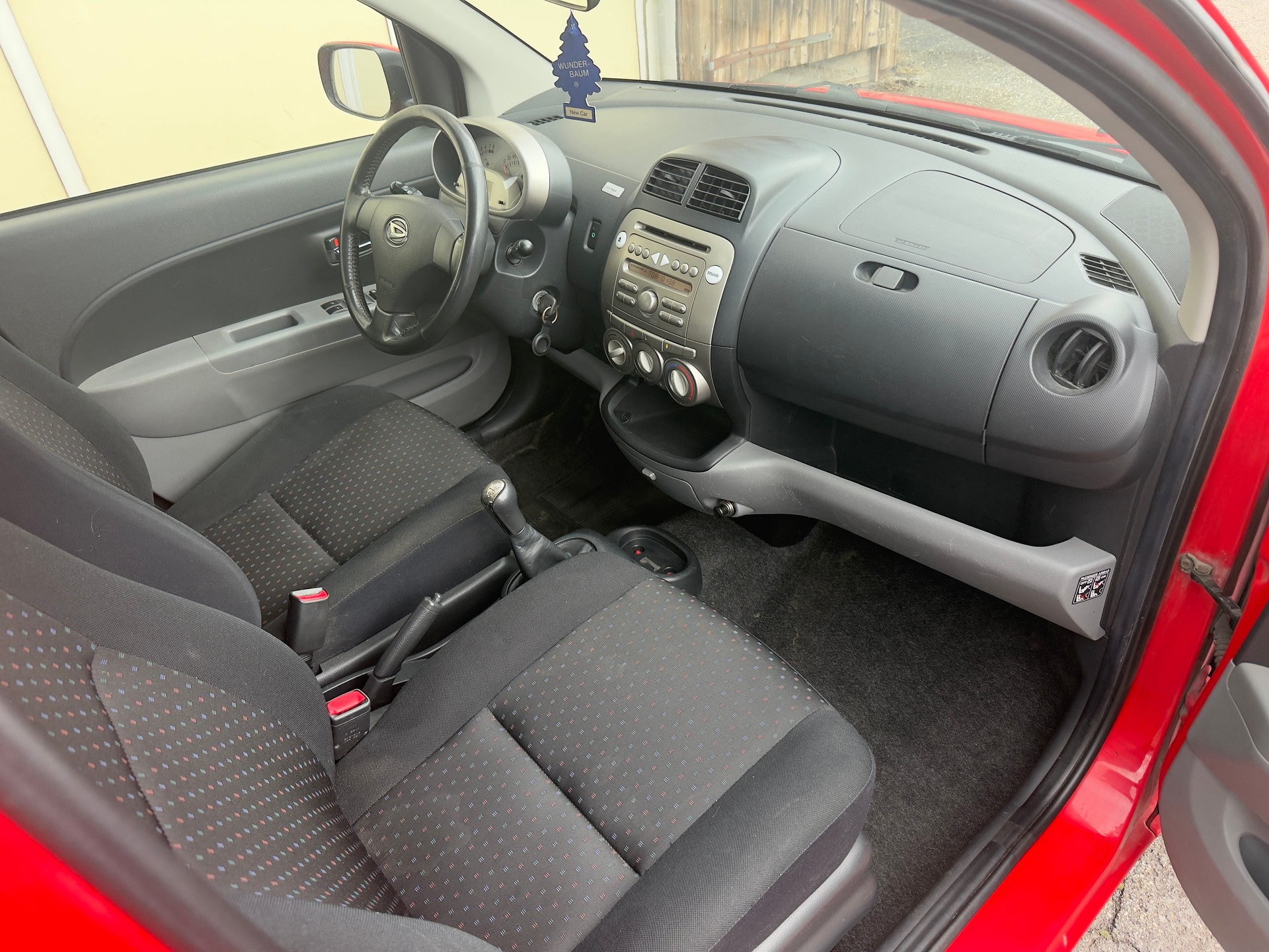 DAIHATSU Sirion 1.3 S eco-4WD-image-9