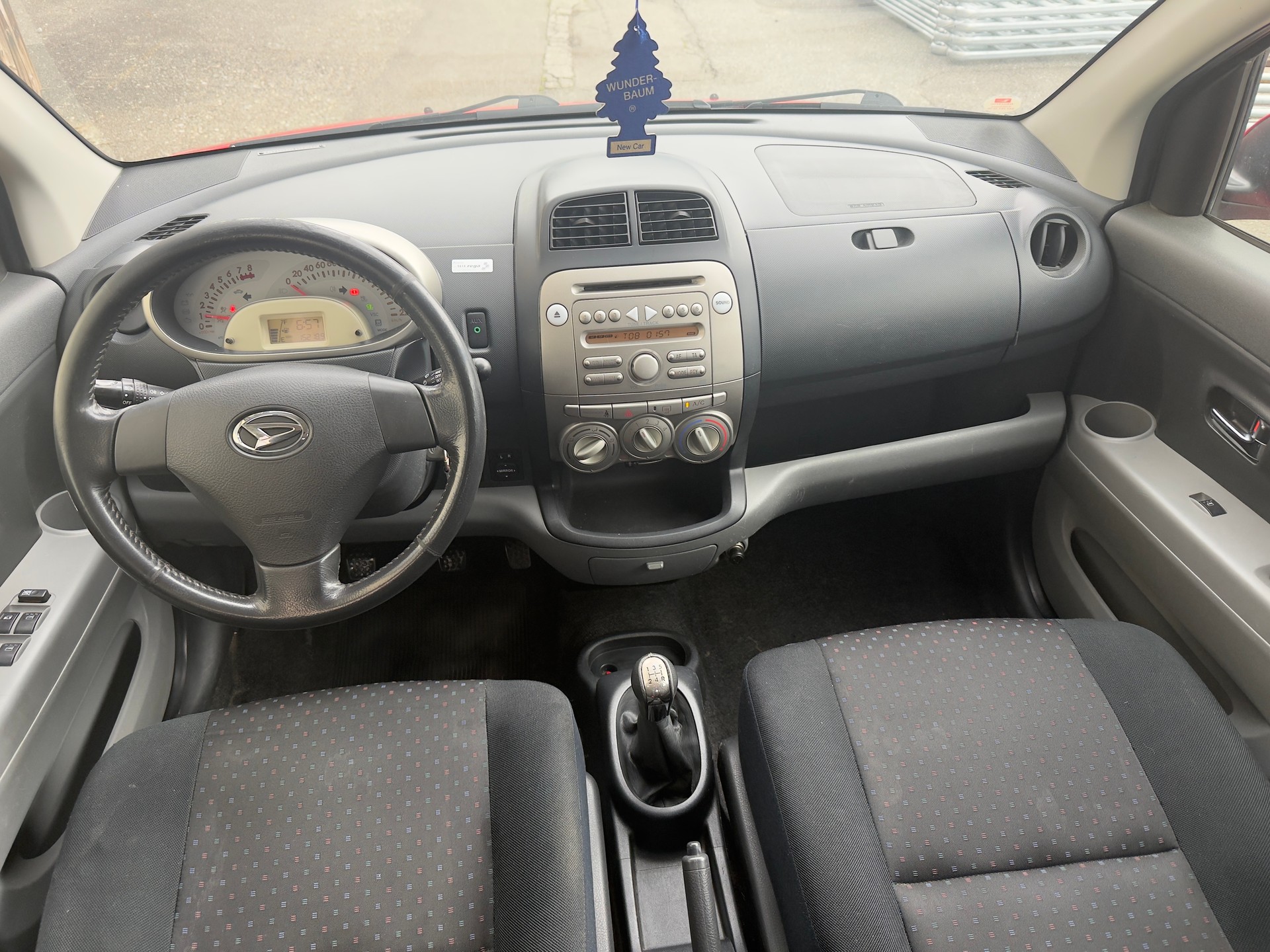 DAIHATSU Sirion 1.3 S eco-4WD-image-11