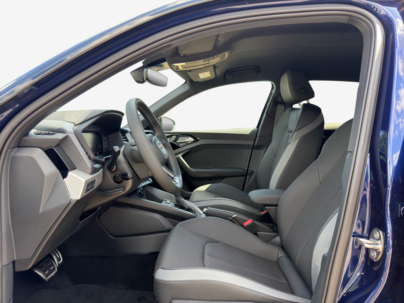 AUDI A1 Sportback 30 TFSI S Line Attraction S-tronic-image-7