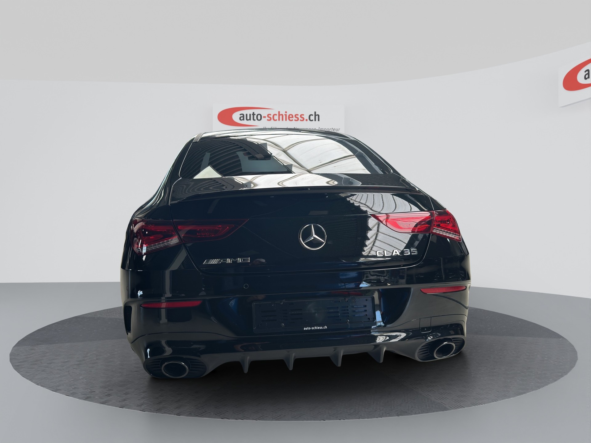 MERCEDES-BENZ CLA 35 AMG 4Matic 7G-DCT Night-showroom-element-3