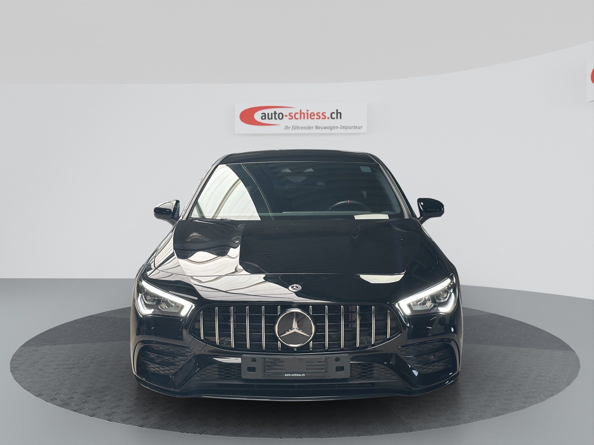 MERCEDES-BENZ CLA 35 AMG 4Matic 7G-DCT Night-showroom-element-1