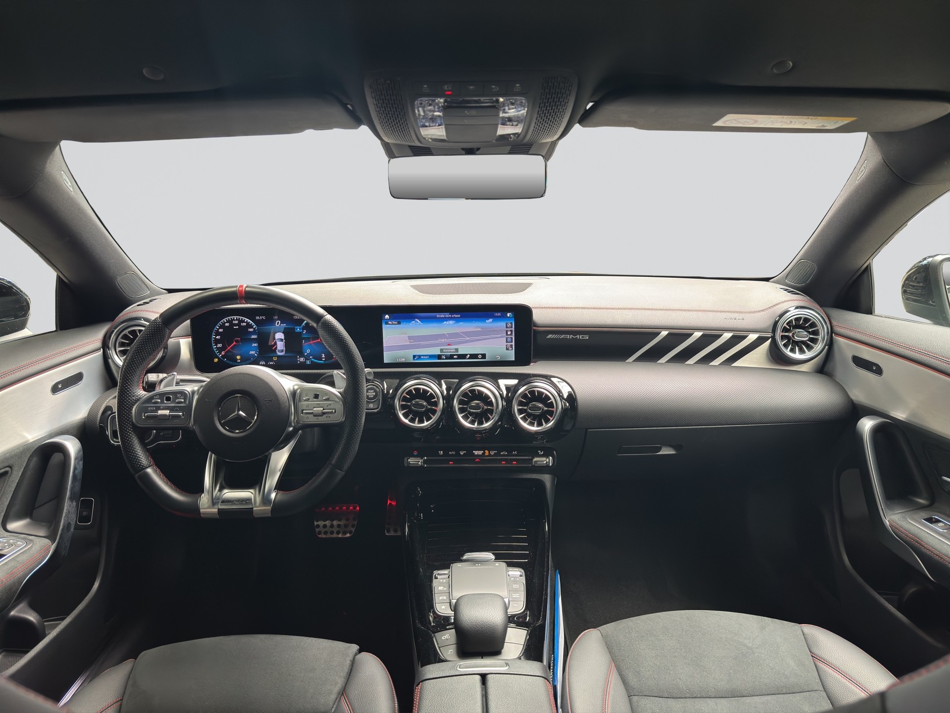 MERCEDES-BENZ CLA 35 AMG 4Matic 7G-DCT Night-image-12