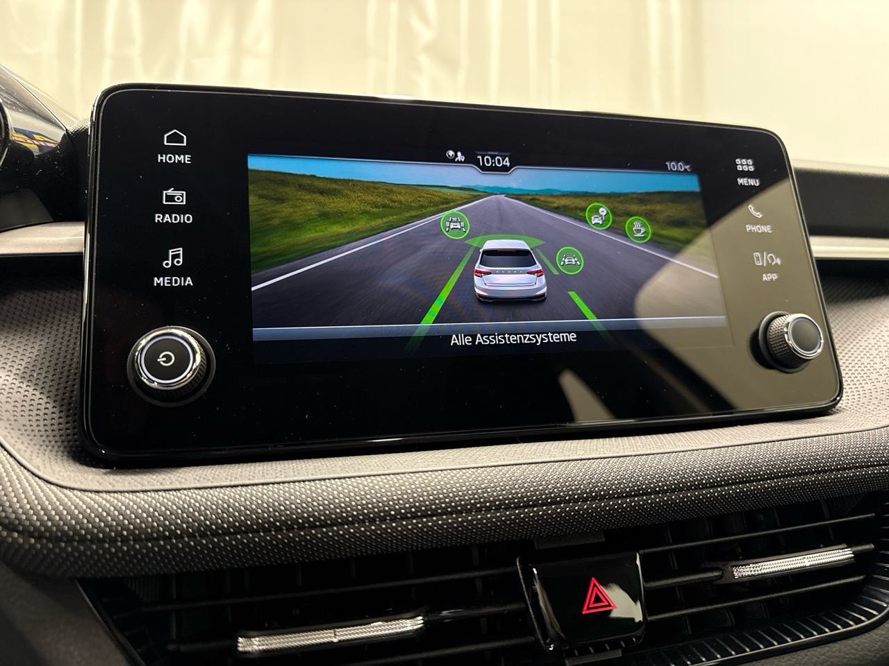 SKODA Fabia 1.0 TSI Selection DSG-image-6