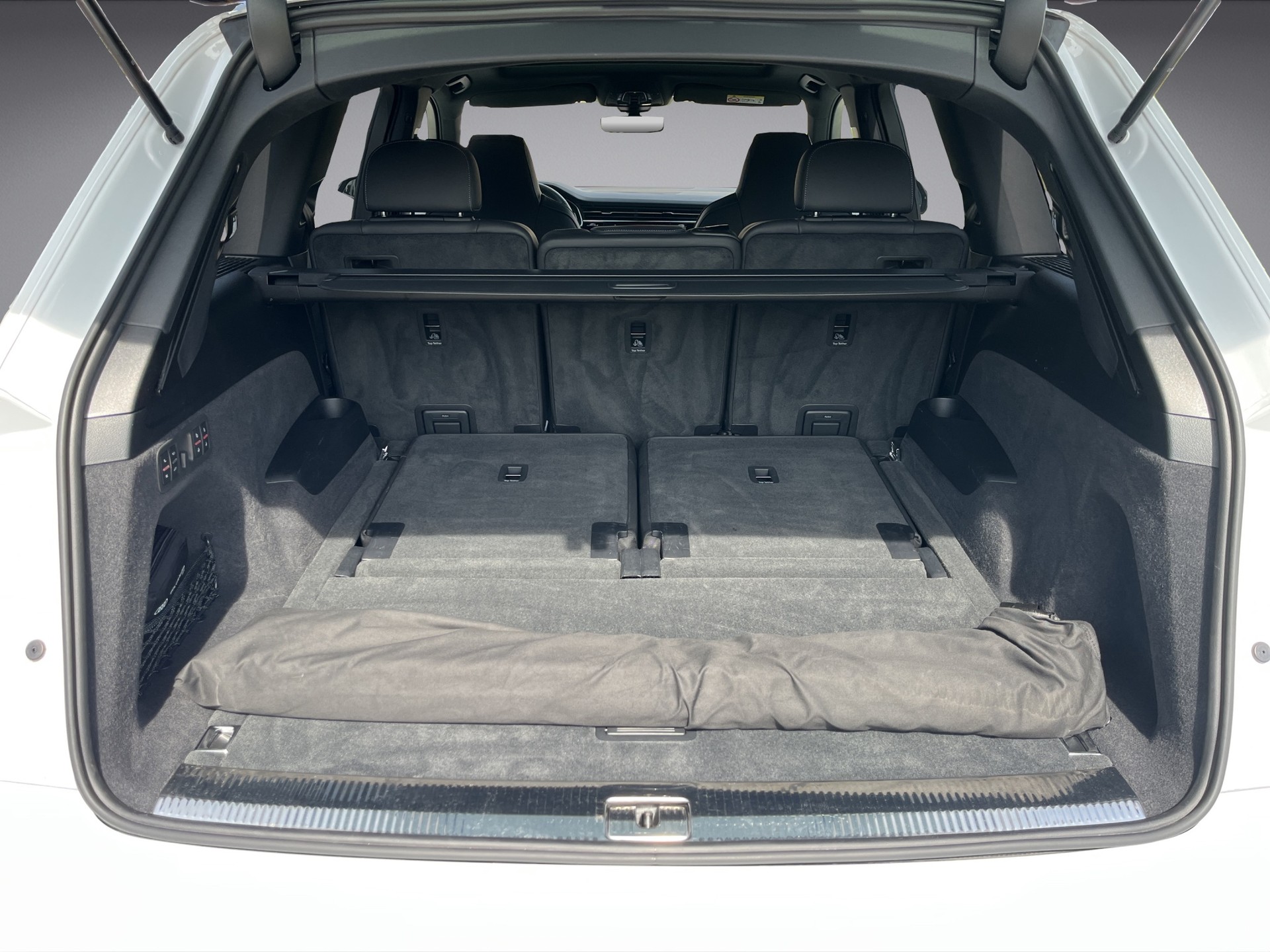 AUDI SQ7 TFSI quattro tiptronic*7-Plätzer, S-Sportsitze PLUS, Wankstabilisierung, Optikpaket, AHK, Standheizung, (5-Jahre Garantie)-image-8