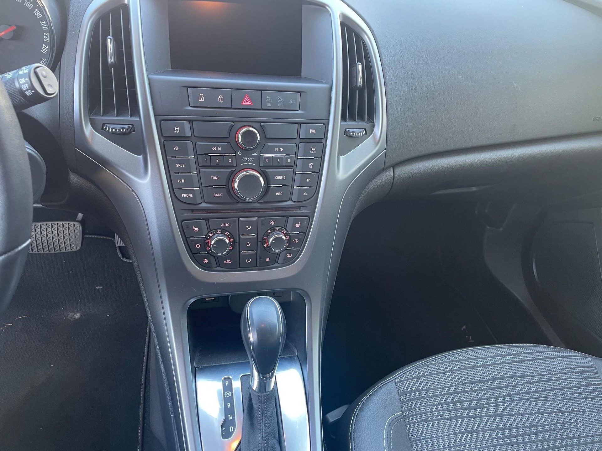 OPEL Astra Sports Tourer 1.4 T 140 ecoTEC-image-4