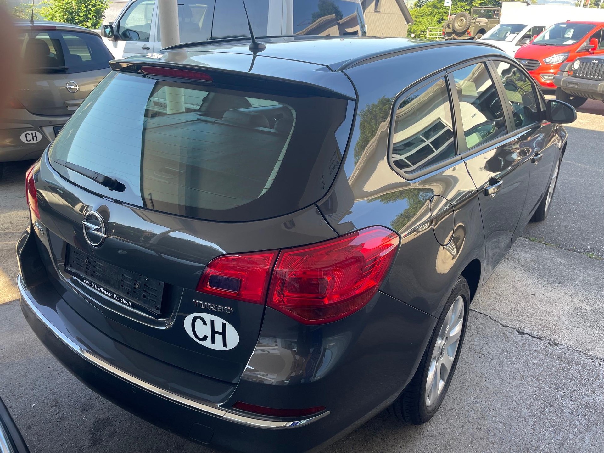 OPEL Astra Sports Tourer 1.4 T 140 ecoTEC-image-2