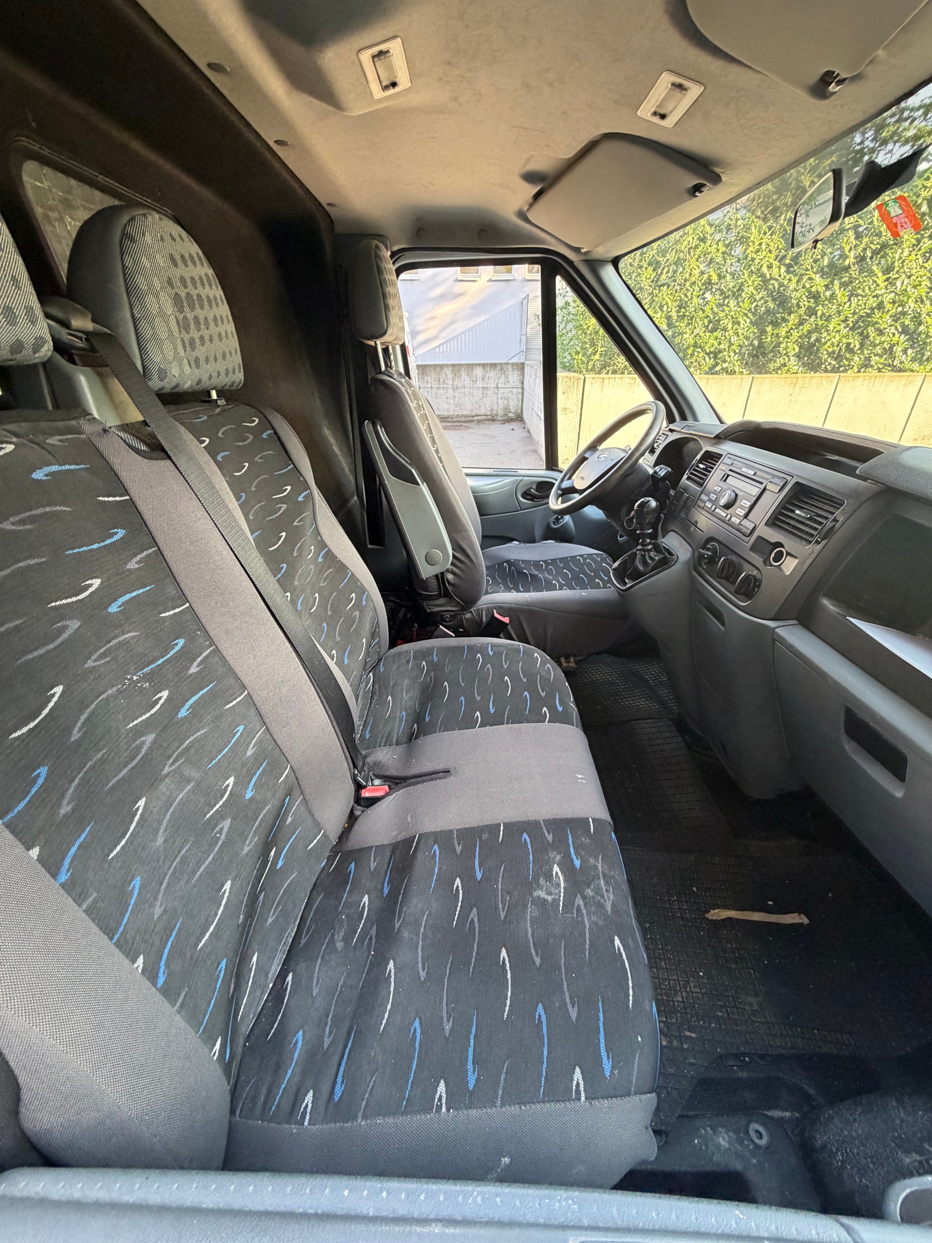 FORD Transit Van 260S Trend-image-8