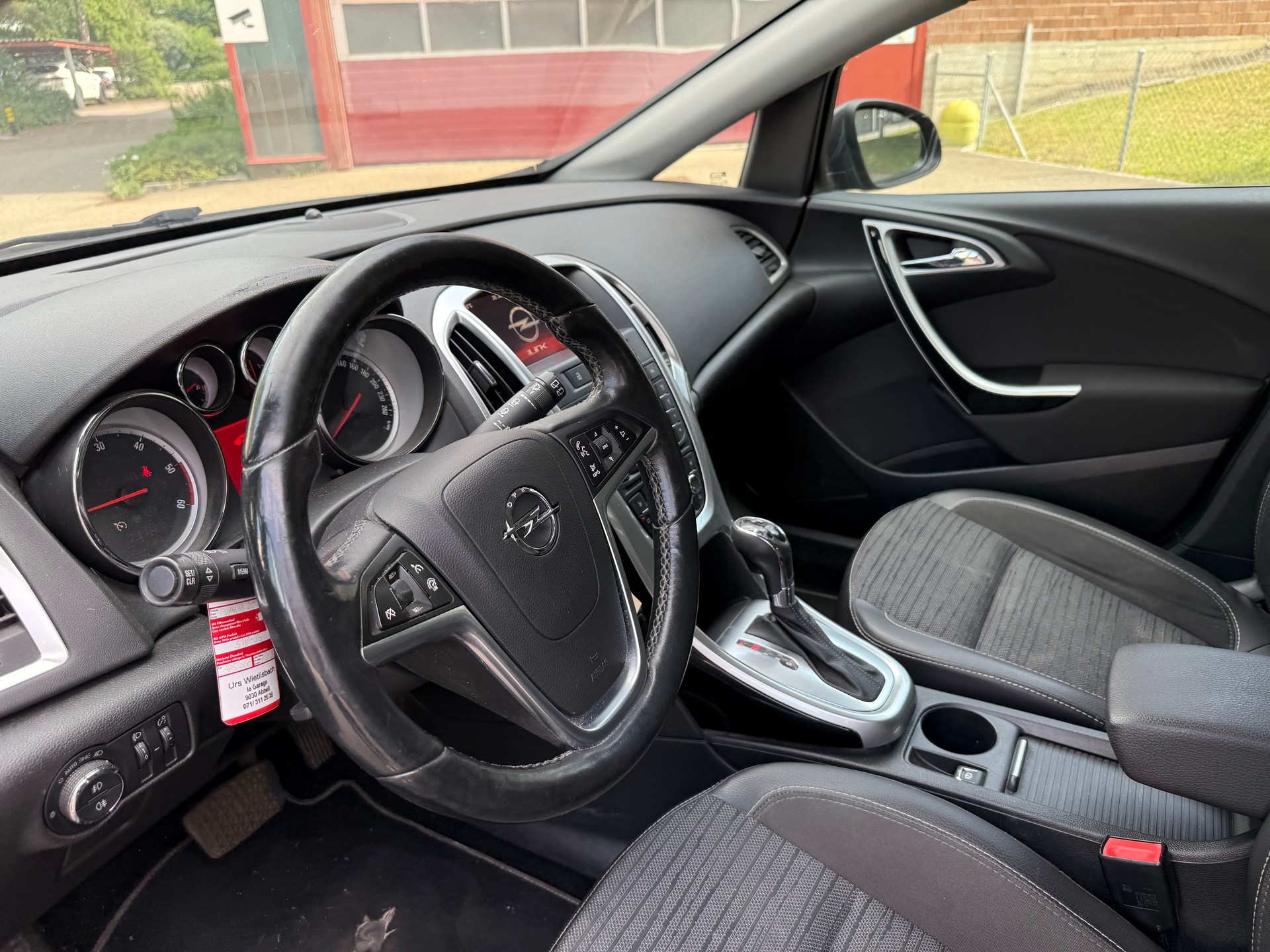 OPEL Astra ST 2.0 CDTi Active Ed. Aut.-image-6