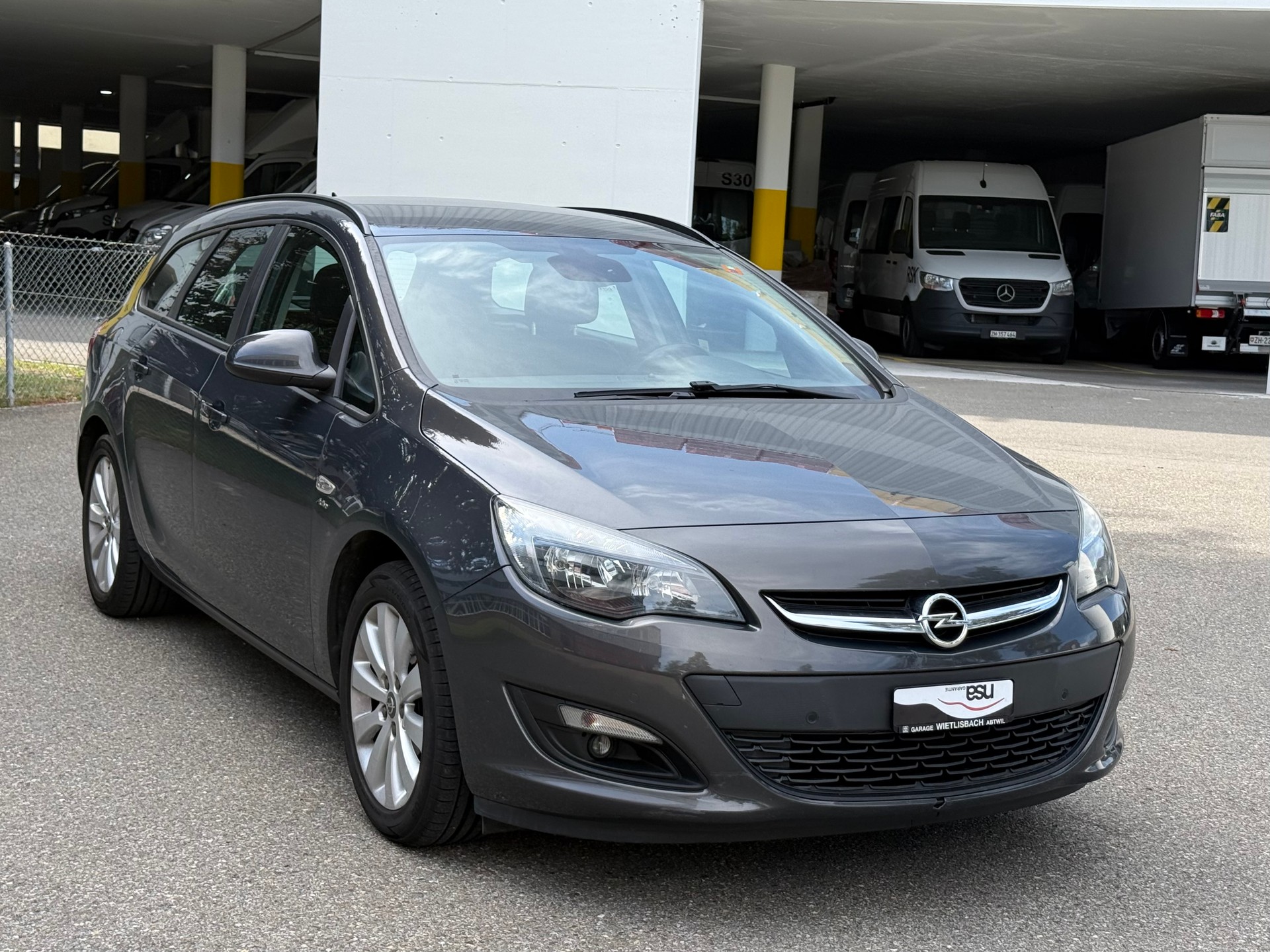 OPEL Astra ST 2.0 CDTi Active Ed. Aut.-image-2