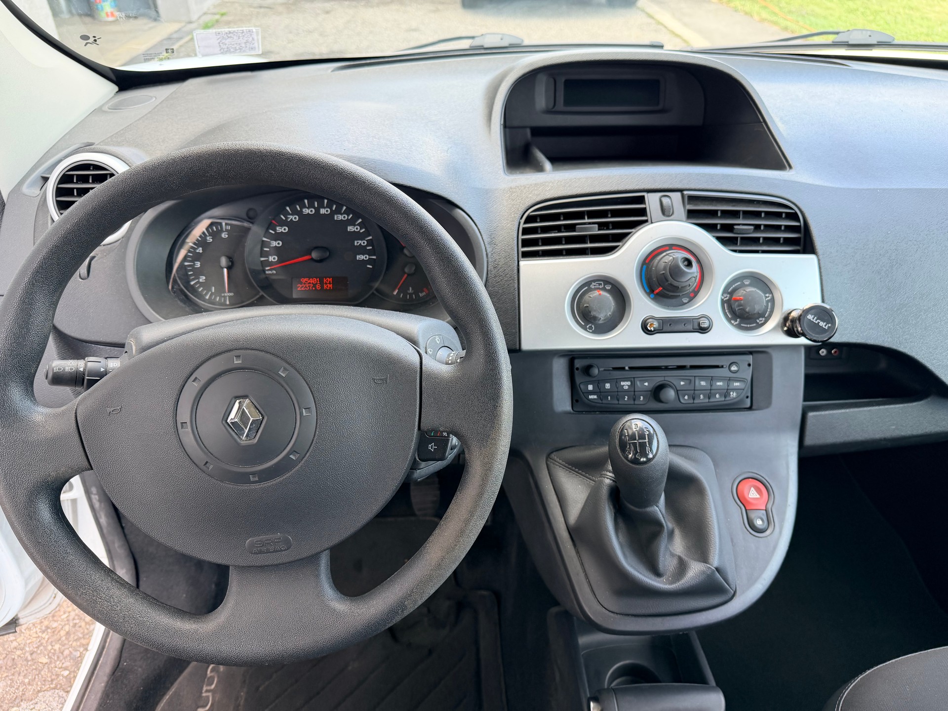 RENAULT Kangoo 1.6 16V Dynamique-image-10
