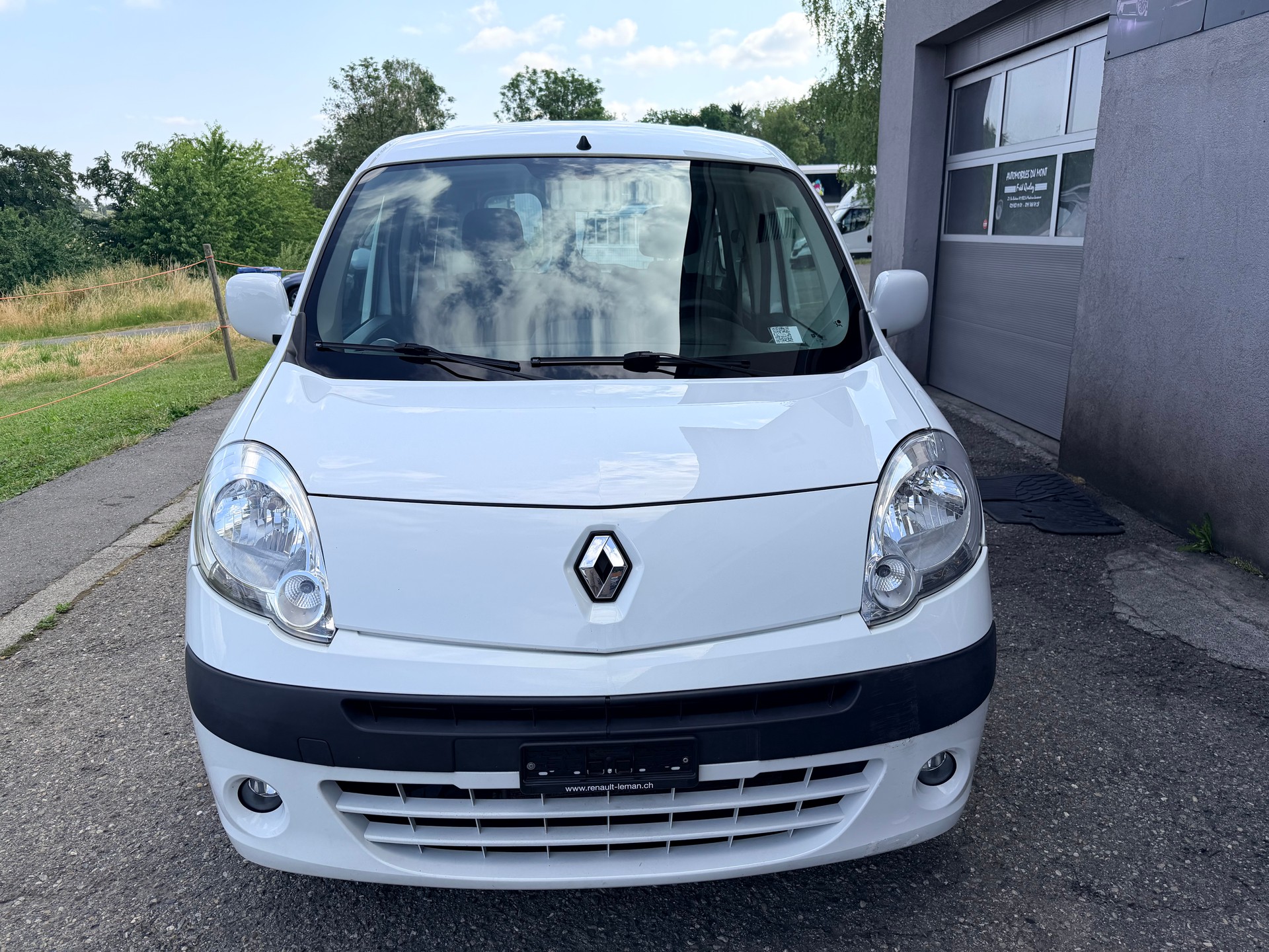 RENAULT Kangoo 1.6 16V Dynamique-image-2