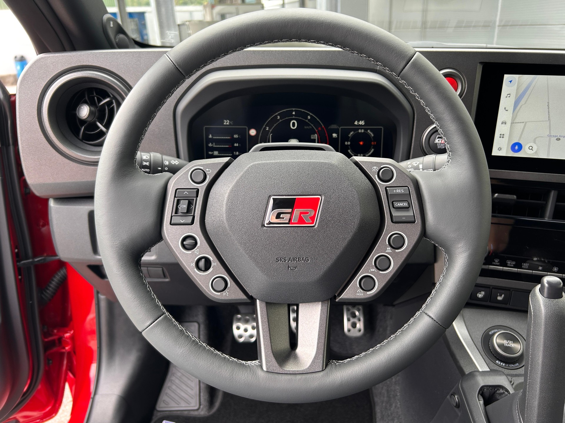 TOYOTA GR Yaris 1.6 Turbo Sport 4x4-image-8