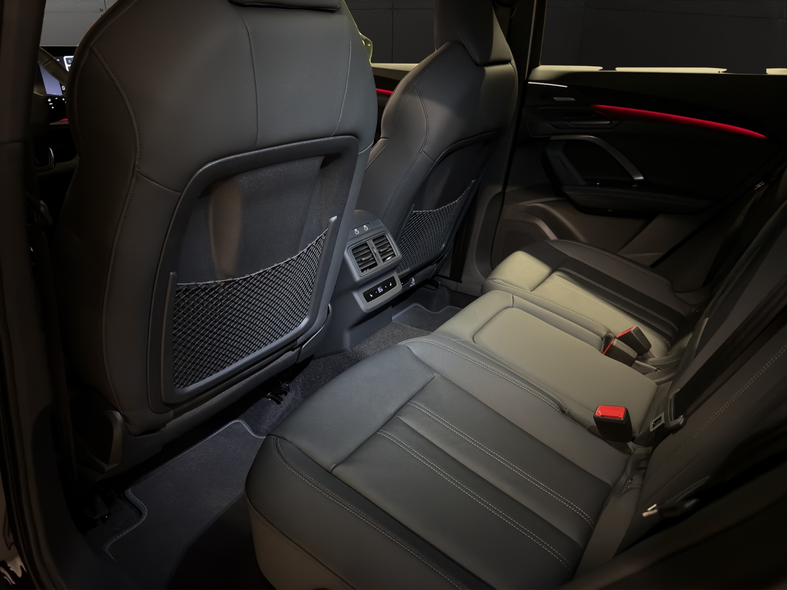 AUDI Q5 TFSI quatto 200 kW S-tronic-image-16