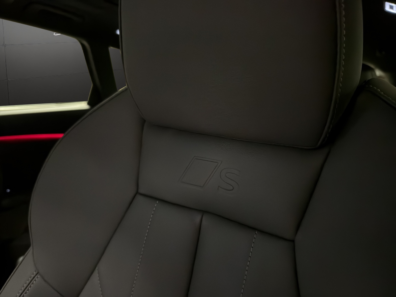 AUDI Q5 TFSI quatto 200 kW S-tronic-image-24