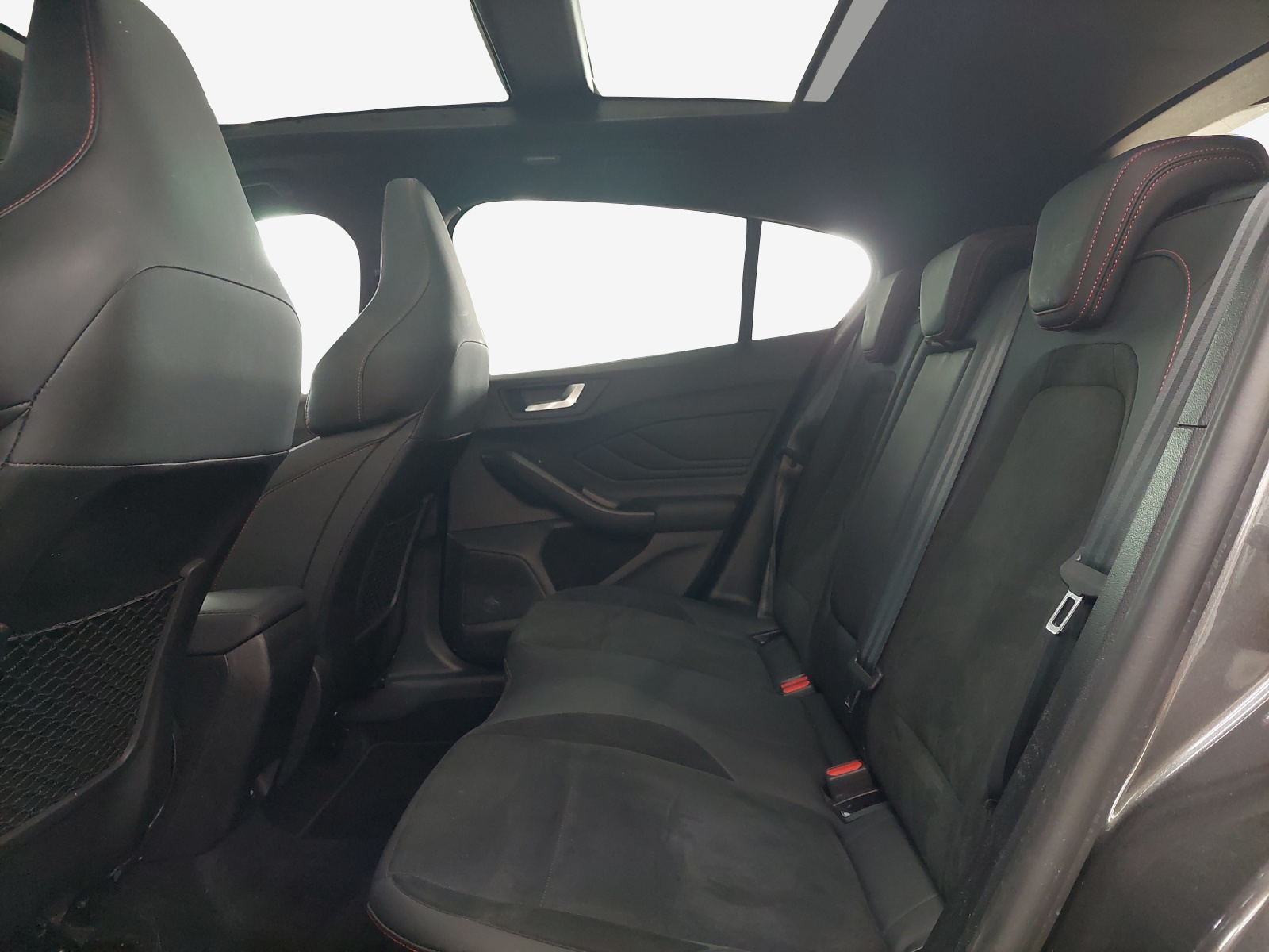 FORD Focus 2.3 ST Automat-image-11