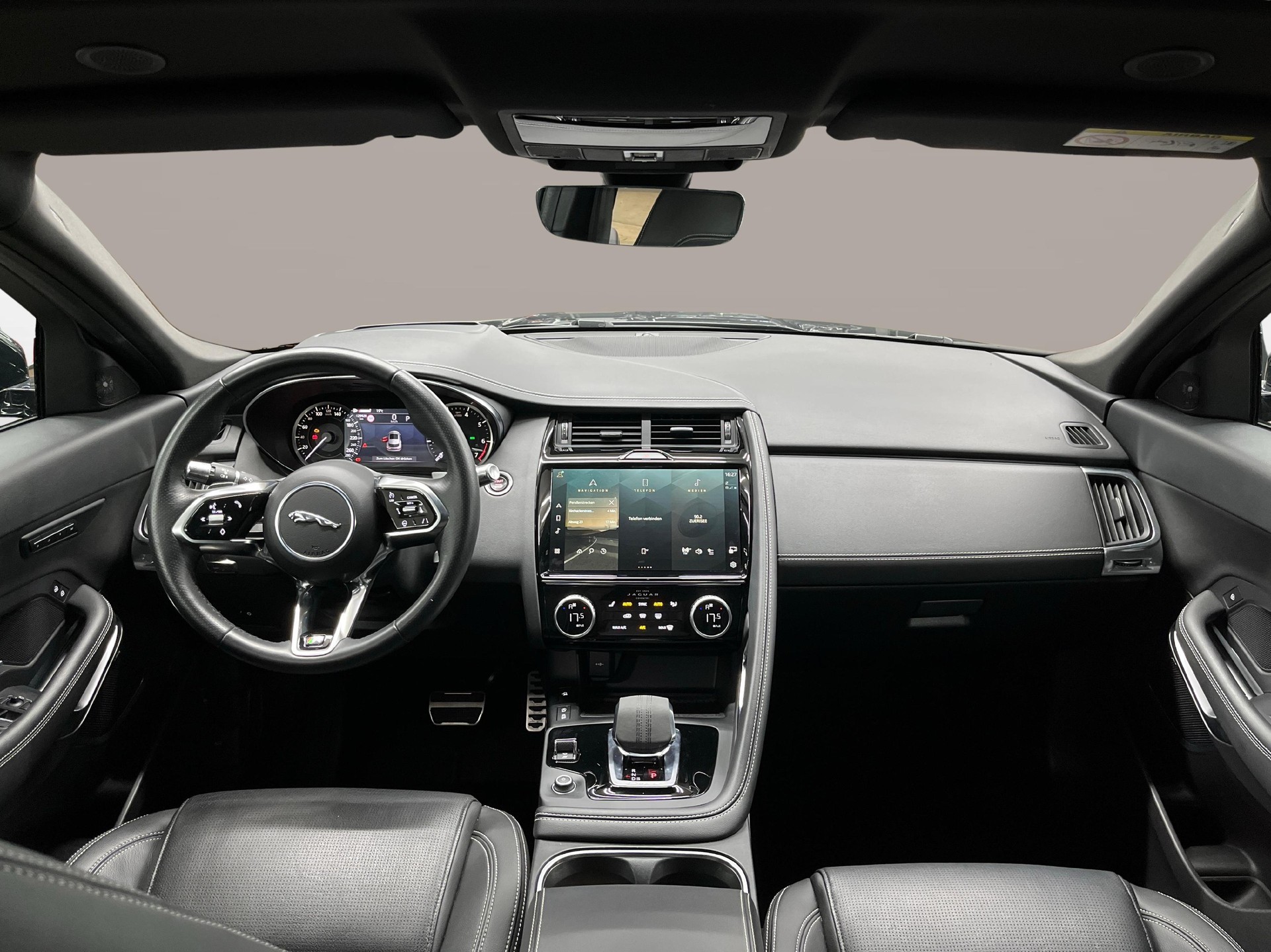 JAGUAR E-Pace 2.0 I4 200 R-Dynamic S AWD-image-8