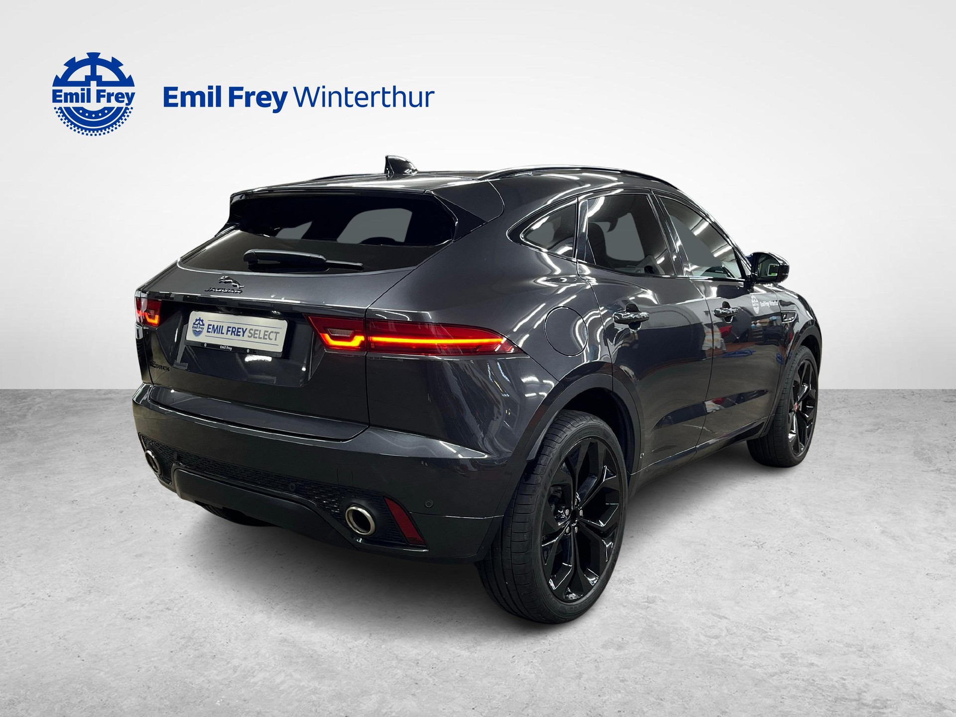 JAGUAR E-Pace 2.0 I4 200 R-Dynamic S AWD-image-4