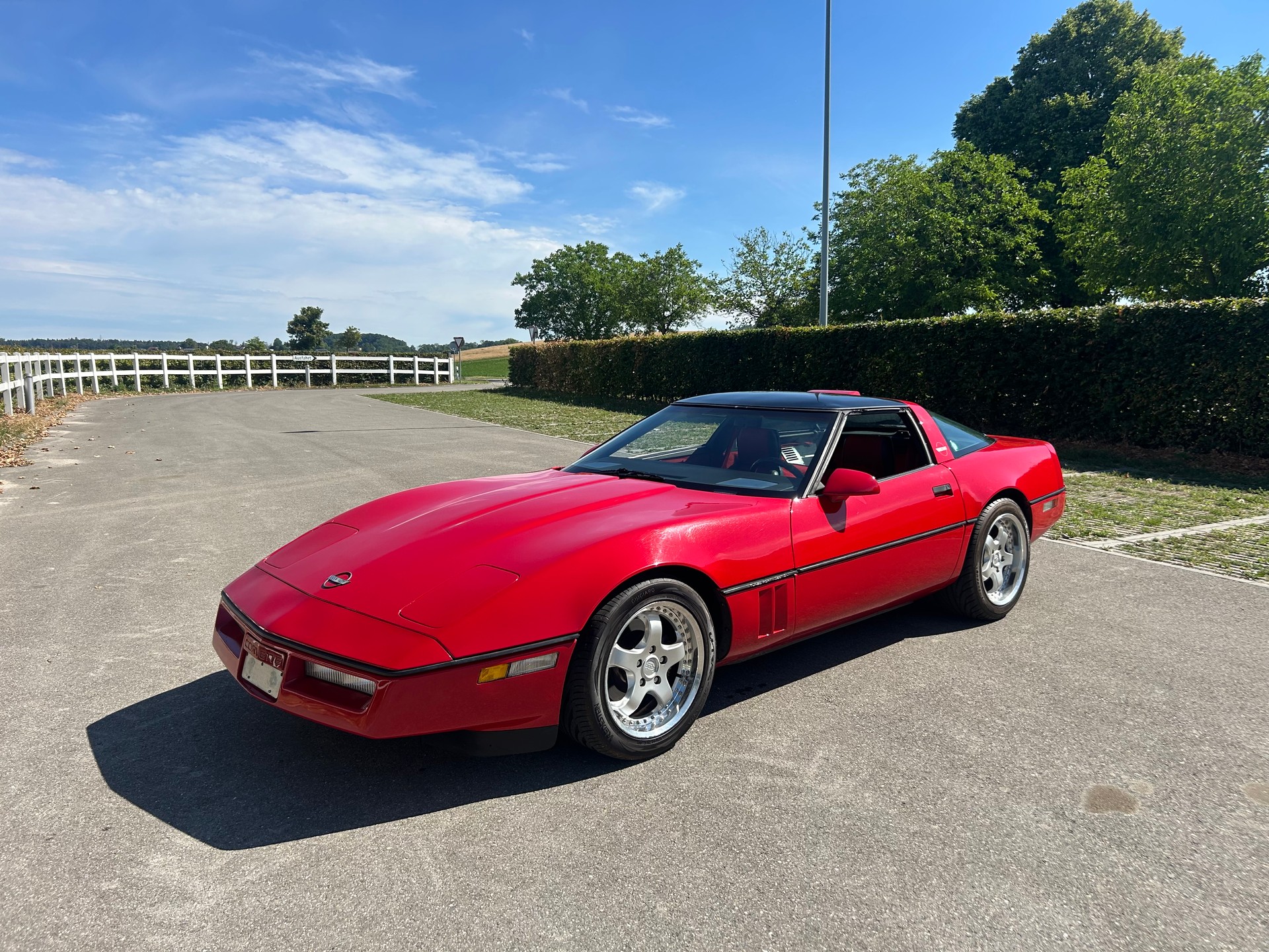 CHEVROLET CORVETTE-image-0