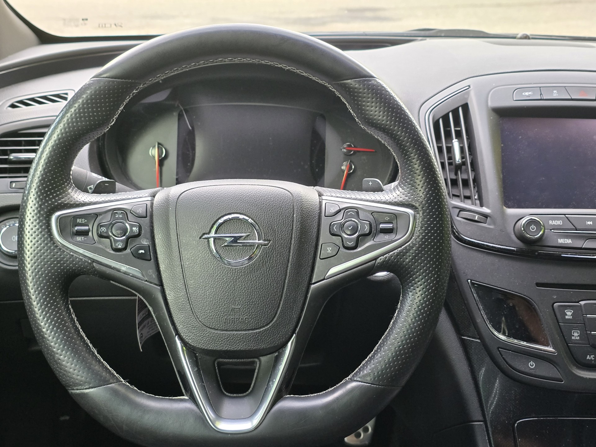 OPEL Insignia Sports Tourer 2.8 Turbo OPC 4WD Automatic-image-6