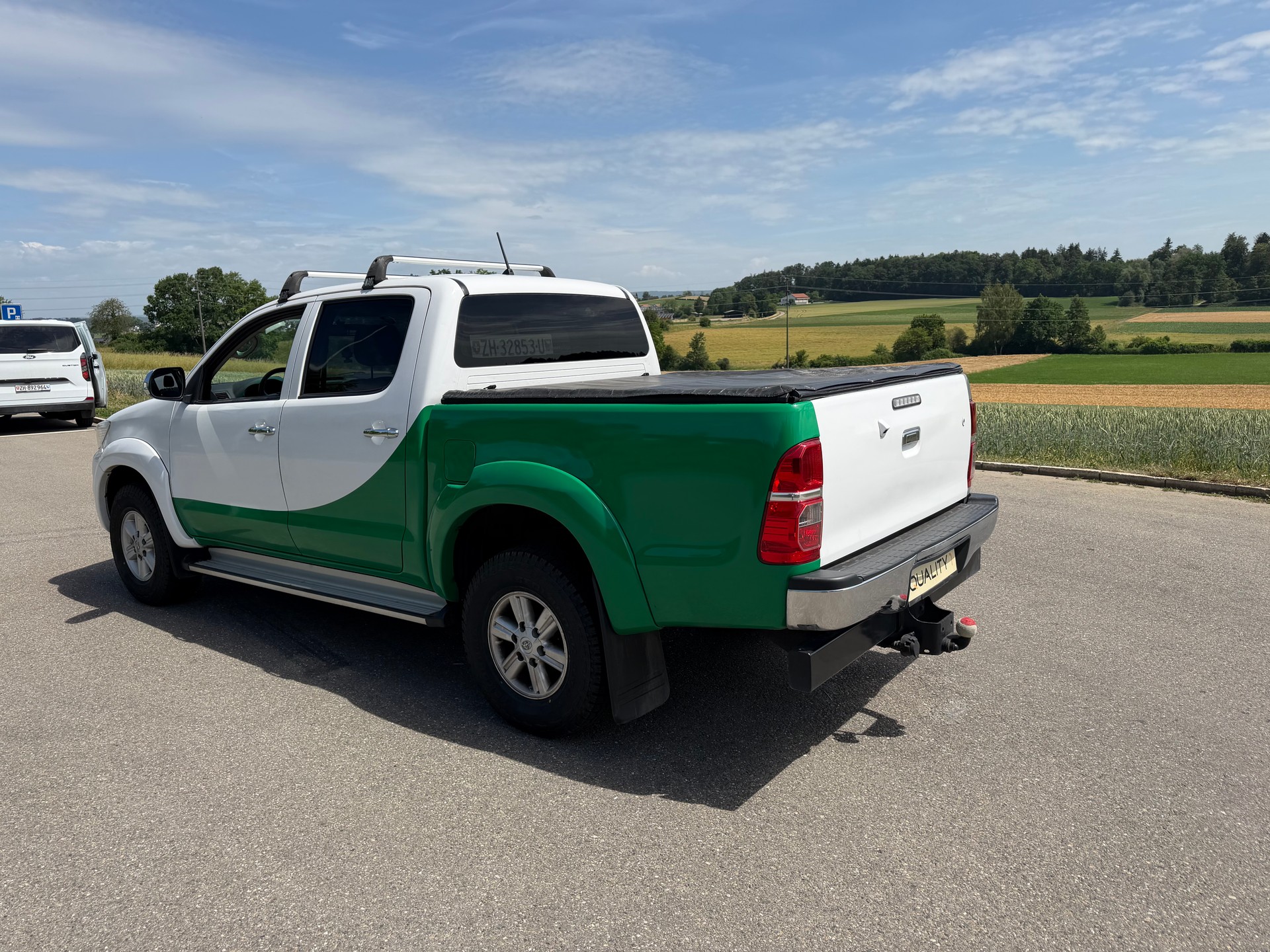 TOYOTA Hilux 3.0 4WD Double Cab Sol Premium A-image-3