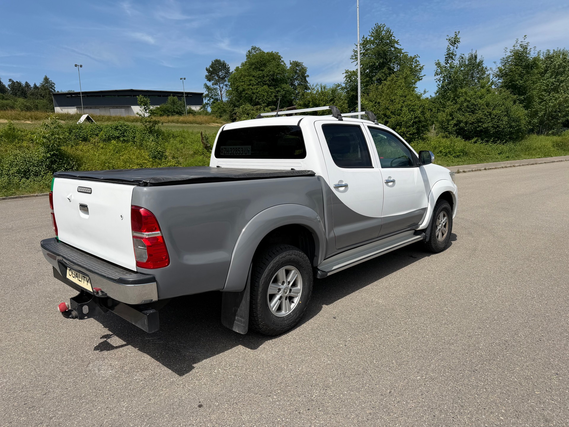 TOYOTA Hilux 3.0 4WD Double Cab Sol Premium A-image-2