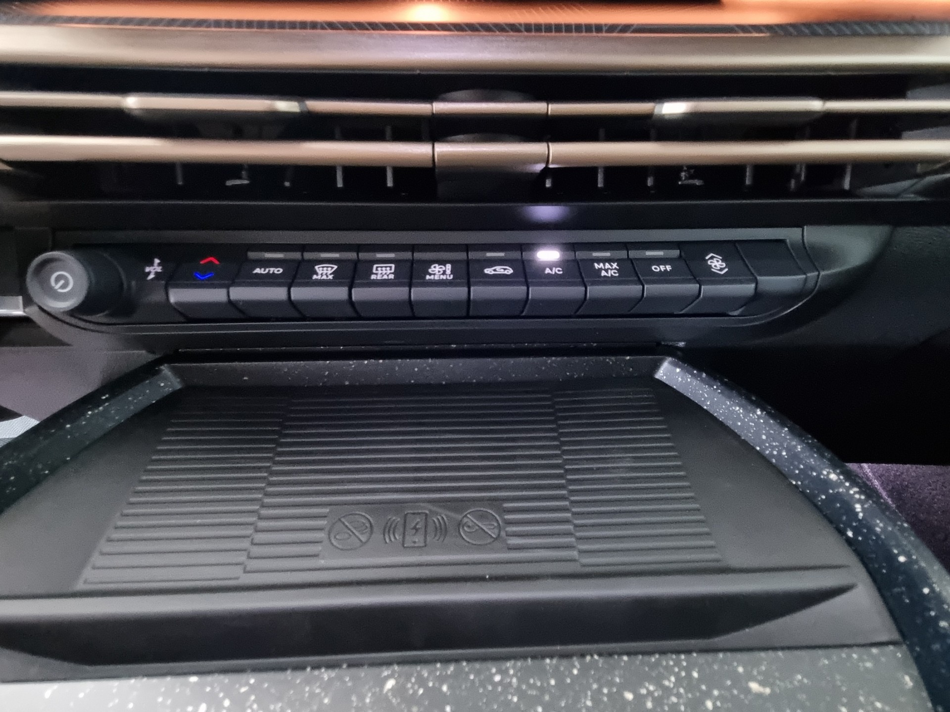 LANCIA Ypsilon Elektro 156 LX-image-14