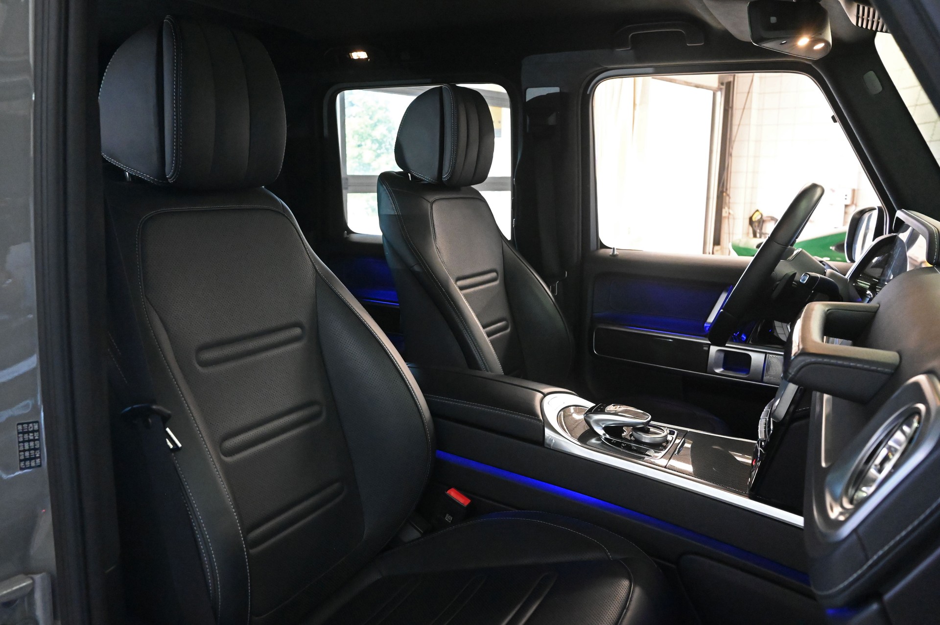 MERCEDES-BENZ G 400d AMG Line 9G-Tronic-image-26