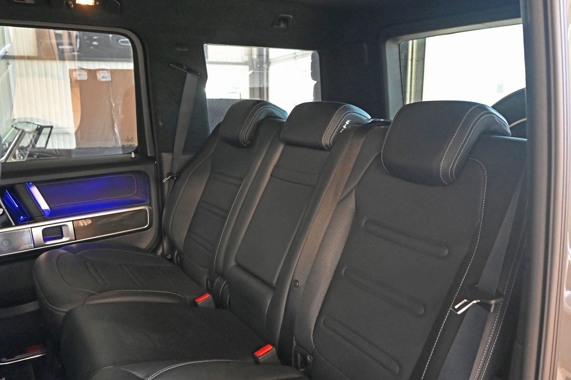 MERCEDES-BENZ G 400d AMG Line 9G-Tronic-image-15