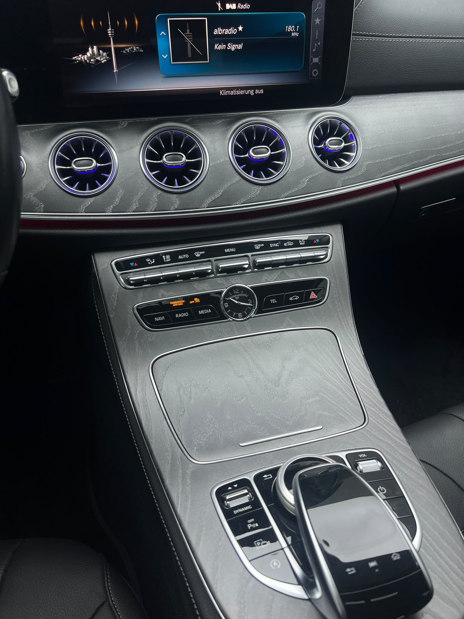 MERCEDES-BENZ CLS 400 d Avantgarde 4Matic 9G-Tronic-image-14