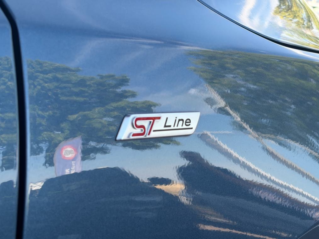 FORD Focus 1.5 SCTi ST Line-image-3