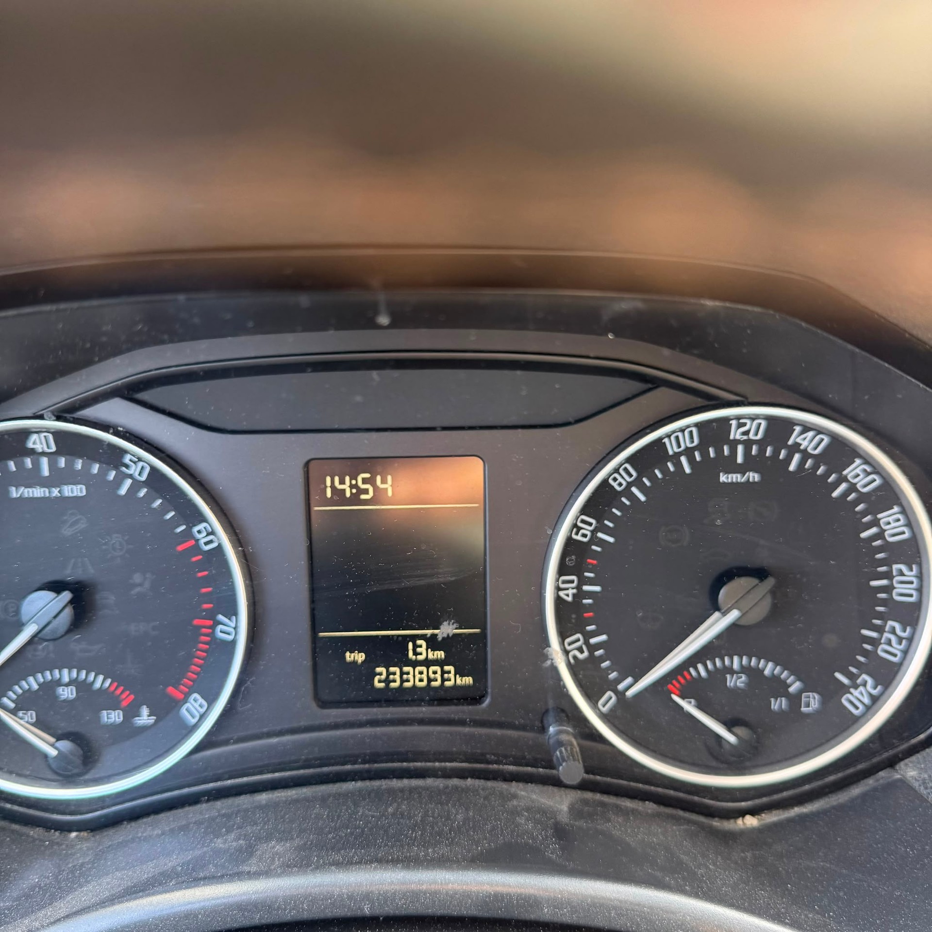 SKODA Octavia Combi 1.4 TSI Active-image-10