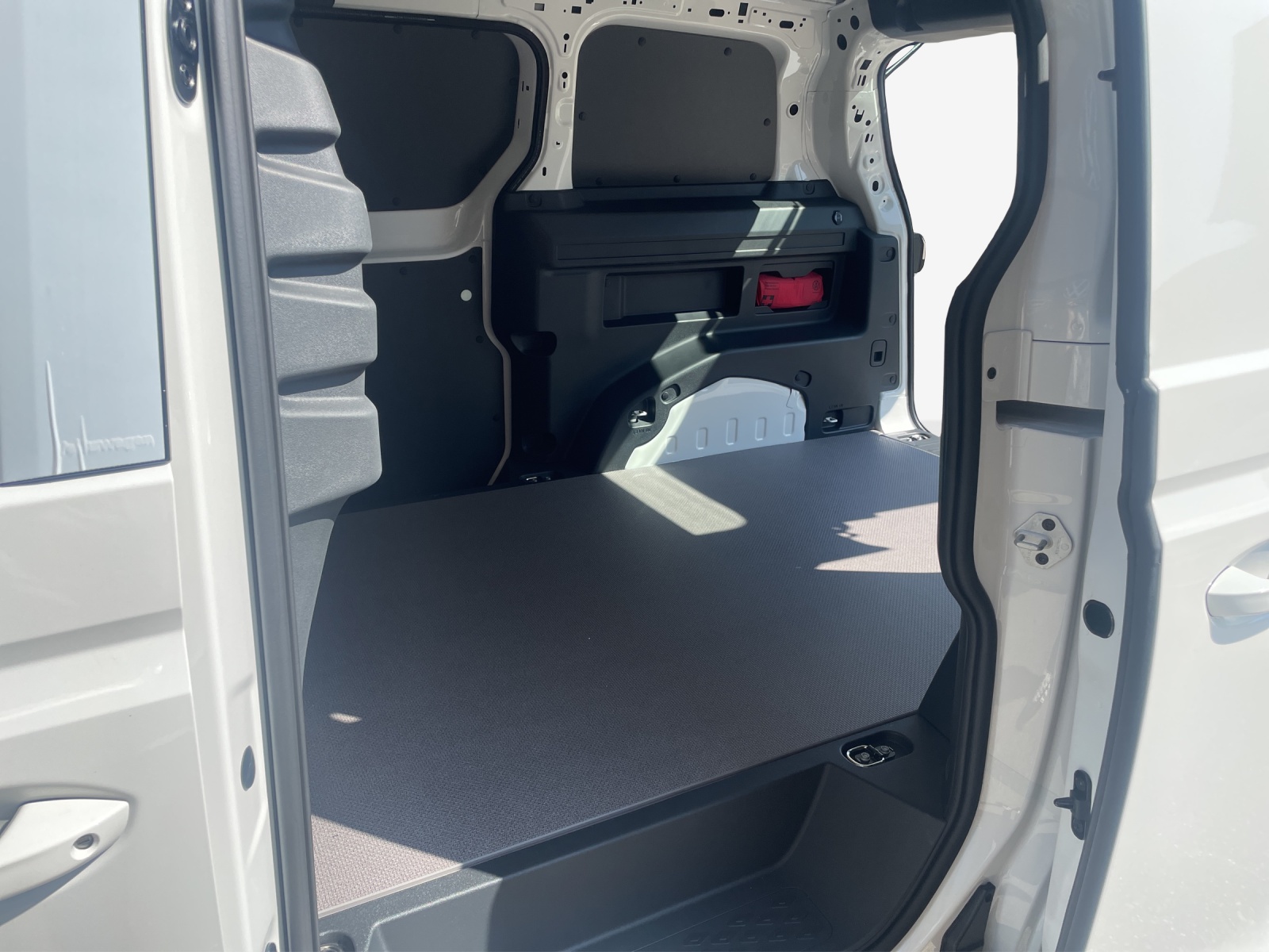 VW ID. Buzz Cargo Pro 4Motion-image-12