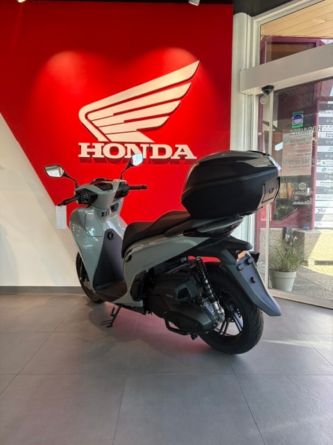 HONDA SH 350 Special Edition-image-4